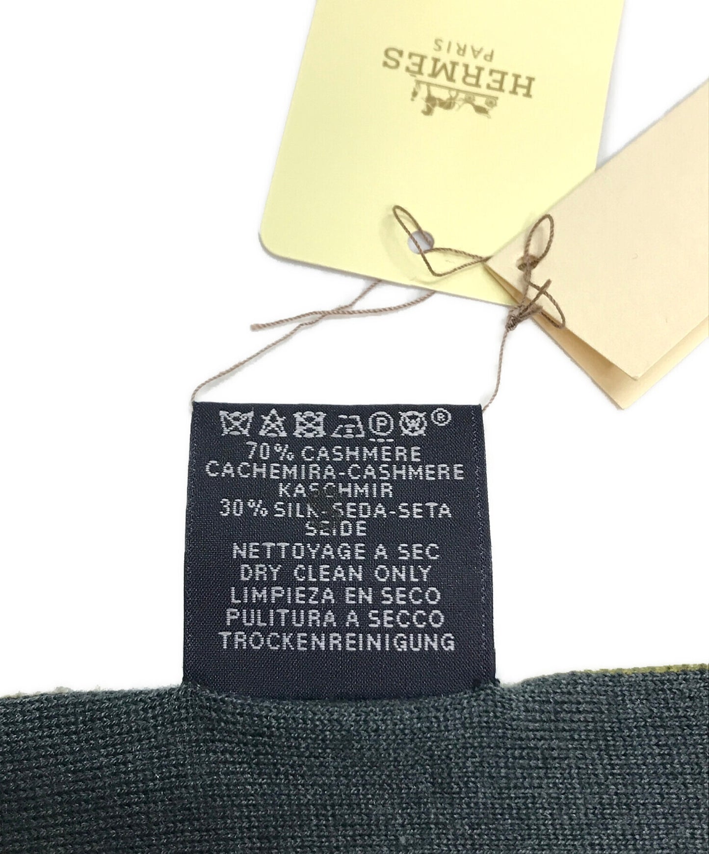 [Pre-owned] HERMES Cashmere silk scarf with all-over pattern