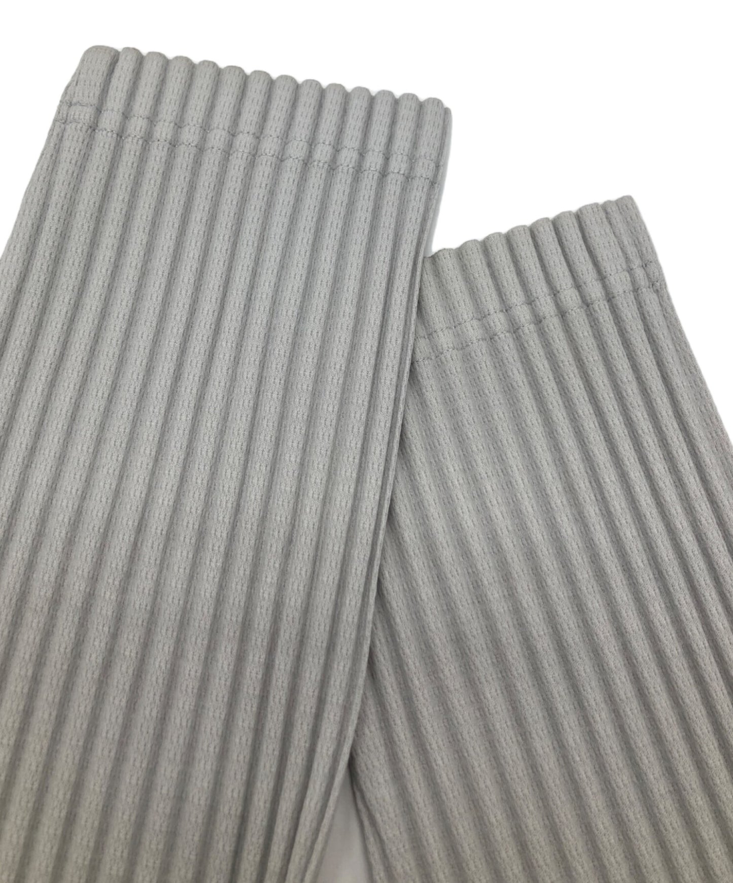 [Pre-owned] HOMME PLISSE ISSEY MIYAKE pleated knit HP55JK422