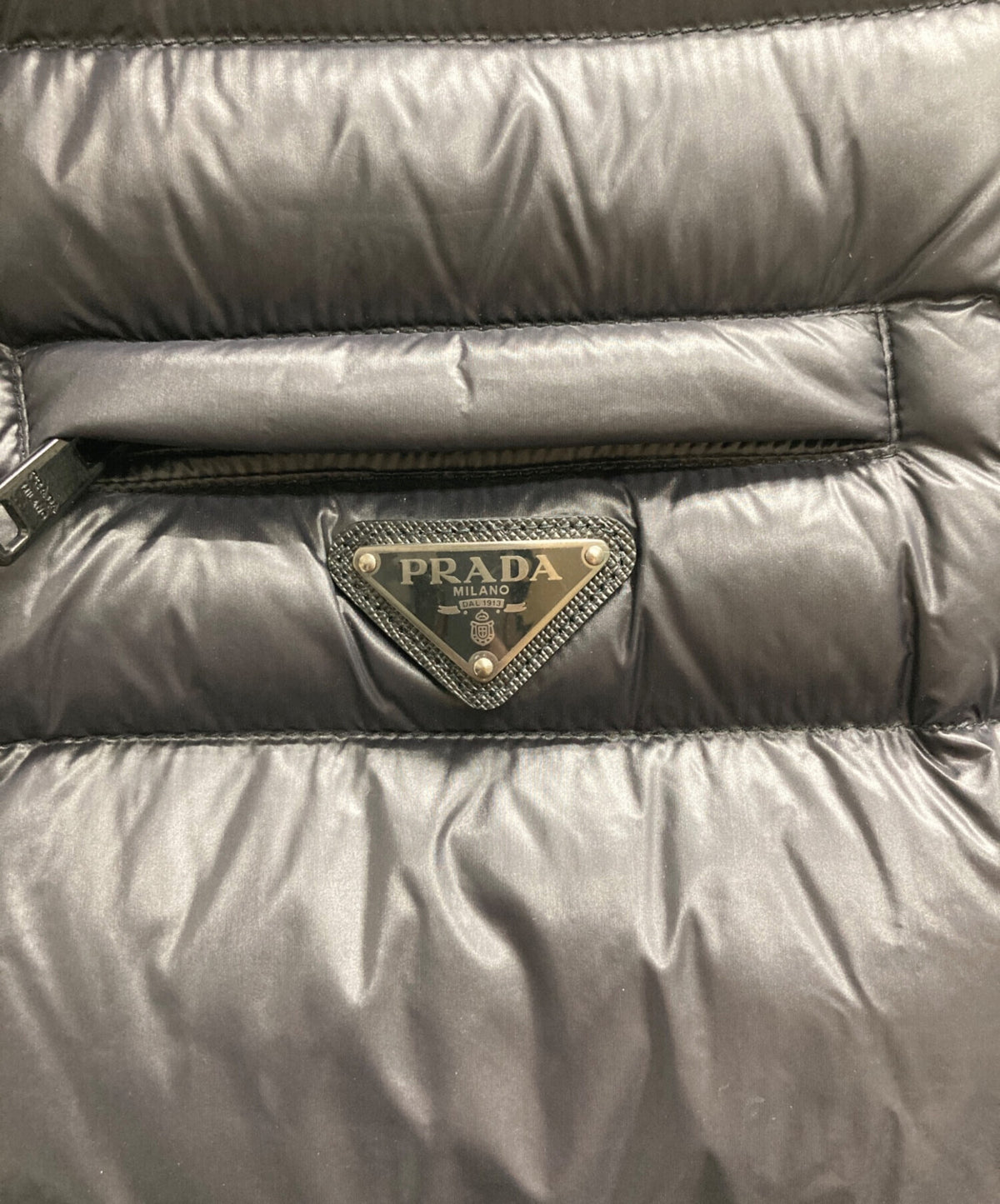 [Pre-owned] PRADA Triangle Logo Plate Down Vest SGJ282 R132