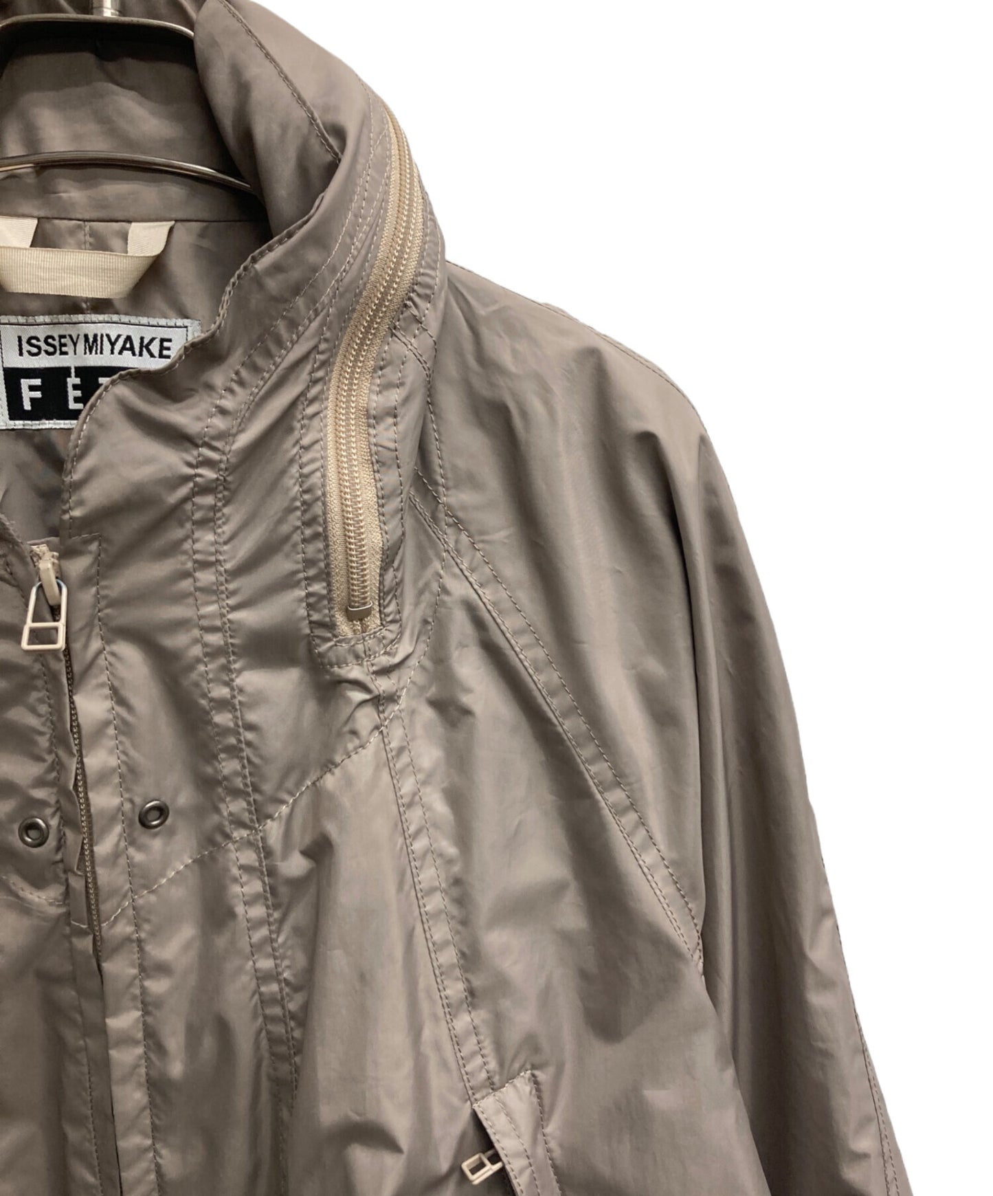 [Pre-owned] ISSEY MIYAKE FETE parachute coat IF44FA540