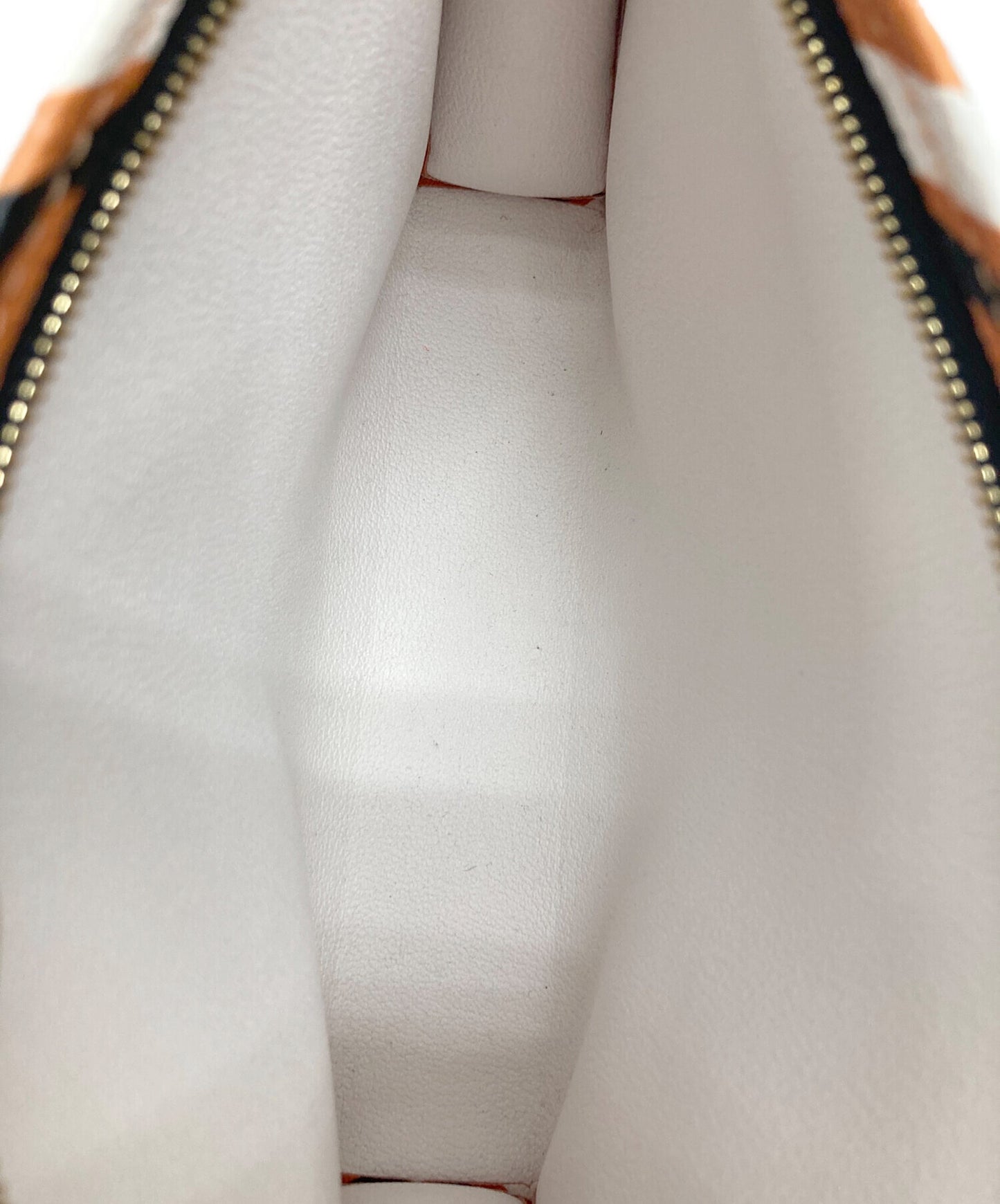 [Pre-owned] LOUIS VUITTON Poche Toilette 26 M45477