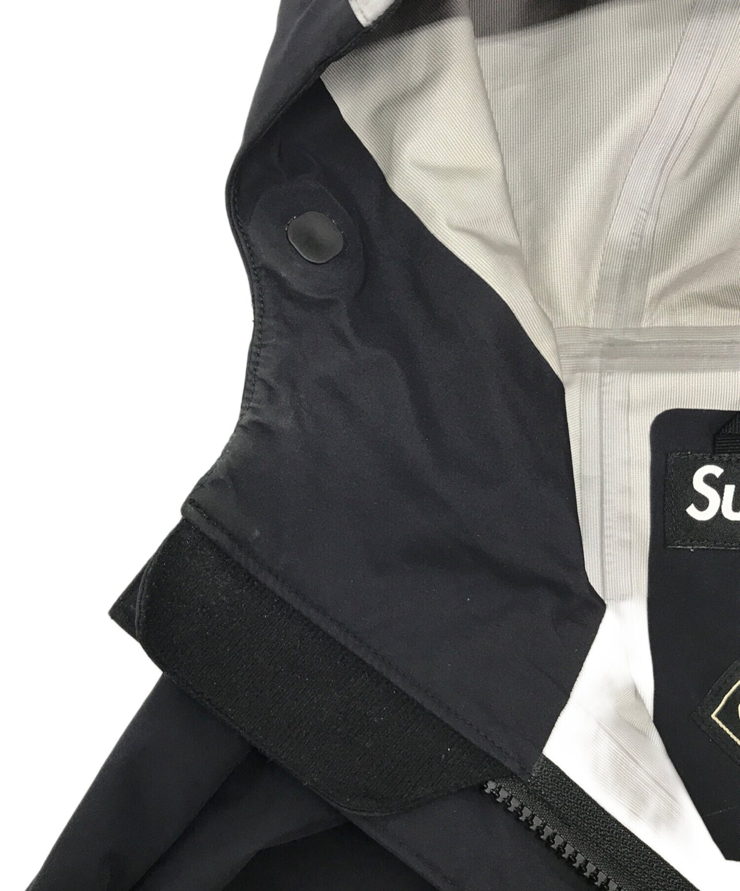 [Pre-owned] SUPREME Gore-Tex Tape Seam Shell Jacket Jacket
