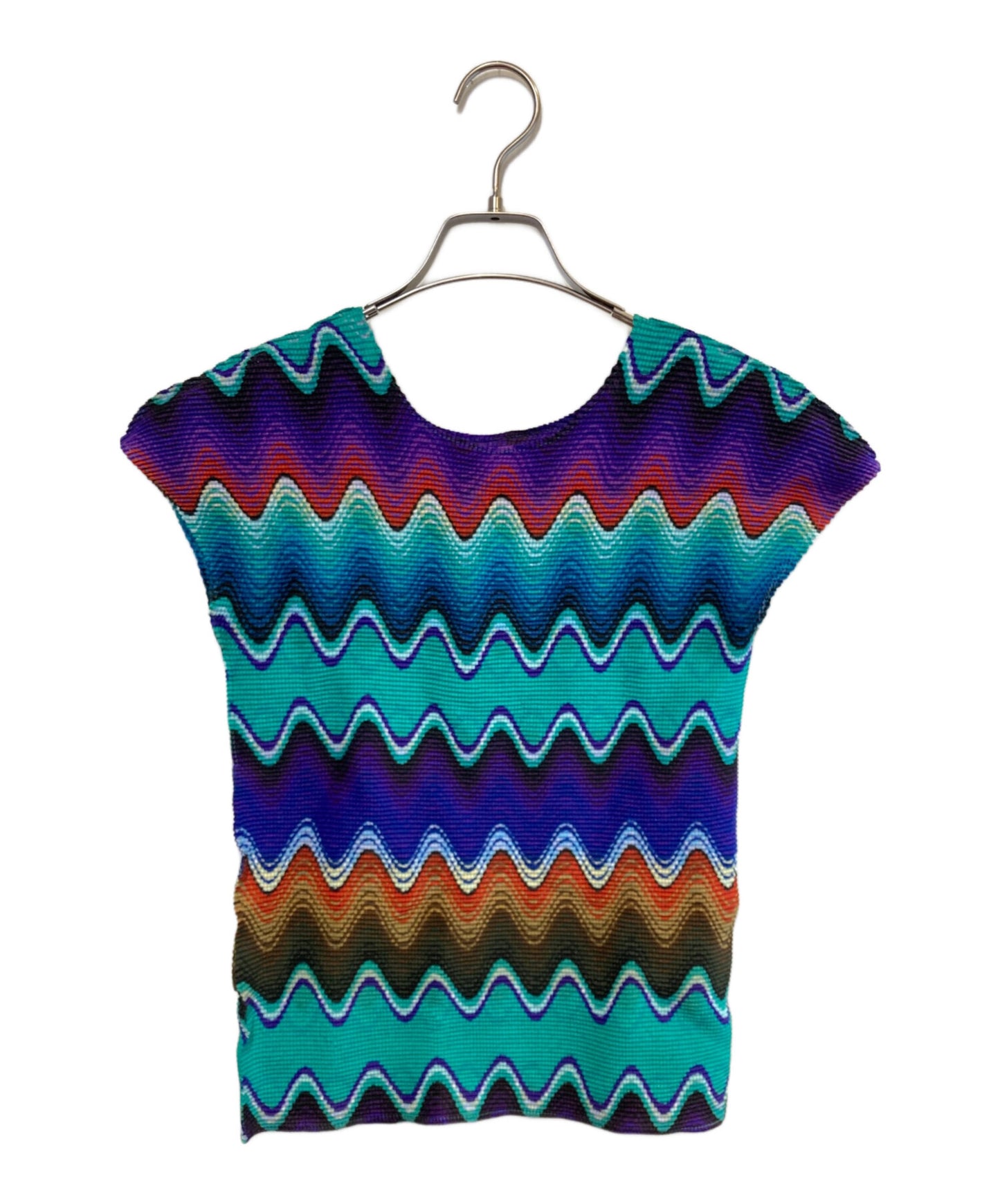 [Pre-owned] me ISSEY MIYAKE Sleeveless Pleated T-Shirt MI03FK267