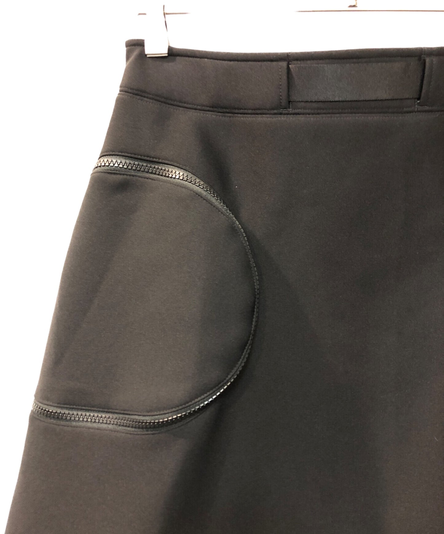 [Pre-owned] ISSEY MIYAKE Zip design ponder skirt IM12FG517