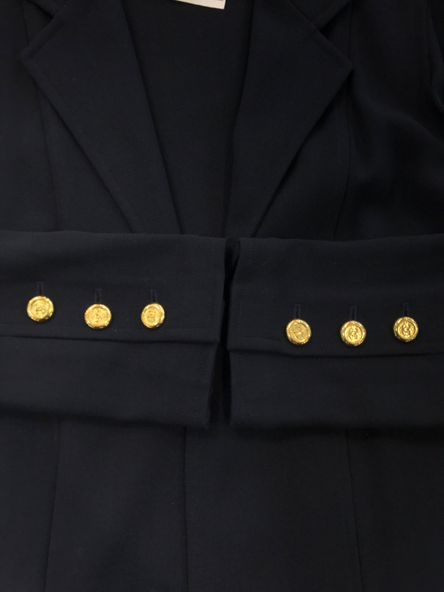 [Pre-owned] CHANEL Coco Mark Gold Button Topper Ancon Jacket U01081