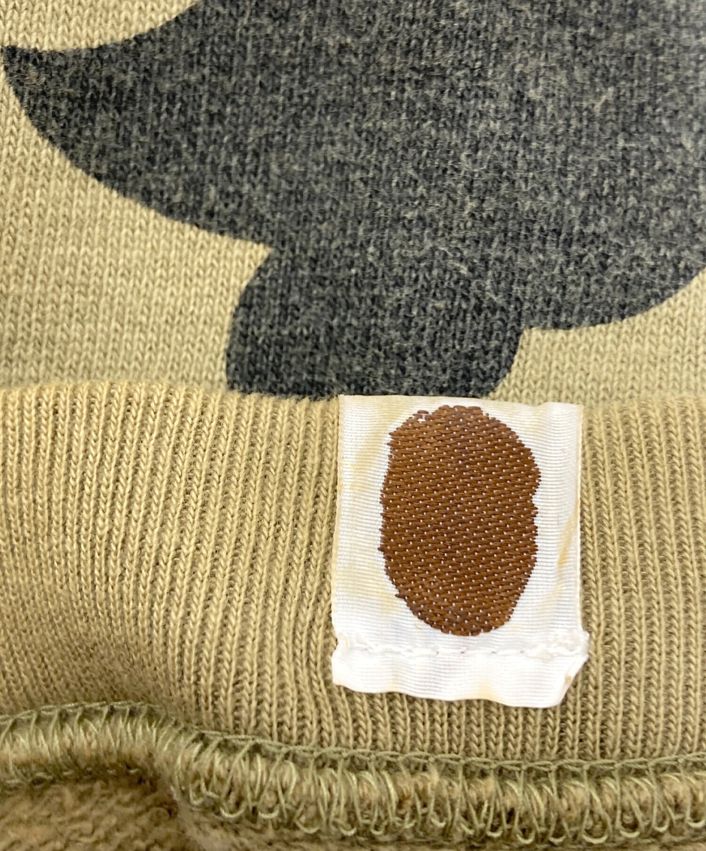 [Pre-owned] A BATHING APE Camo Pattern Rhinestone T-Shirt Short Sleeve Sweatshirt NIGO Period Camouflage Made in Japan