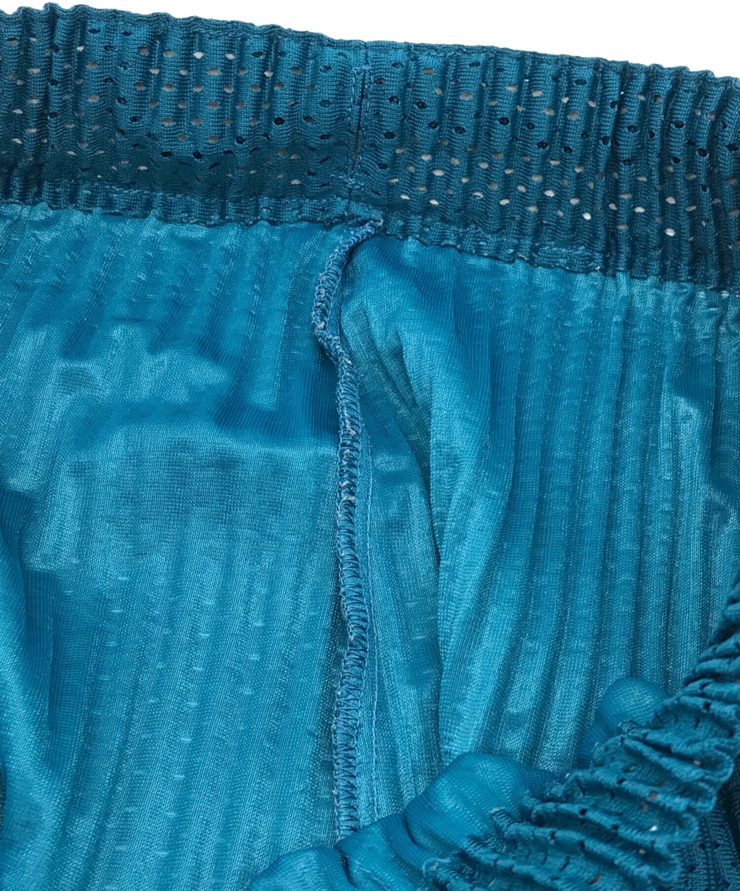 [Pre-owned] HOMME PLISSE ISSEY MIYAKE Mesh Pleated Tapered Pants HP01JF156