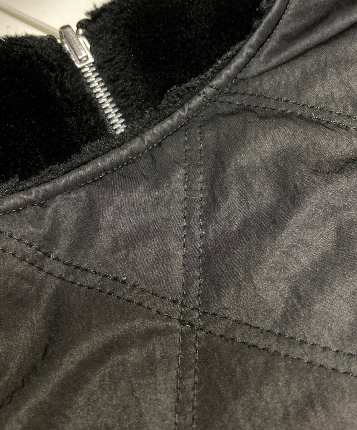 [Pre-owned] s'yte Reversible Quilted Vest UV-V02-829