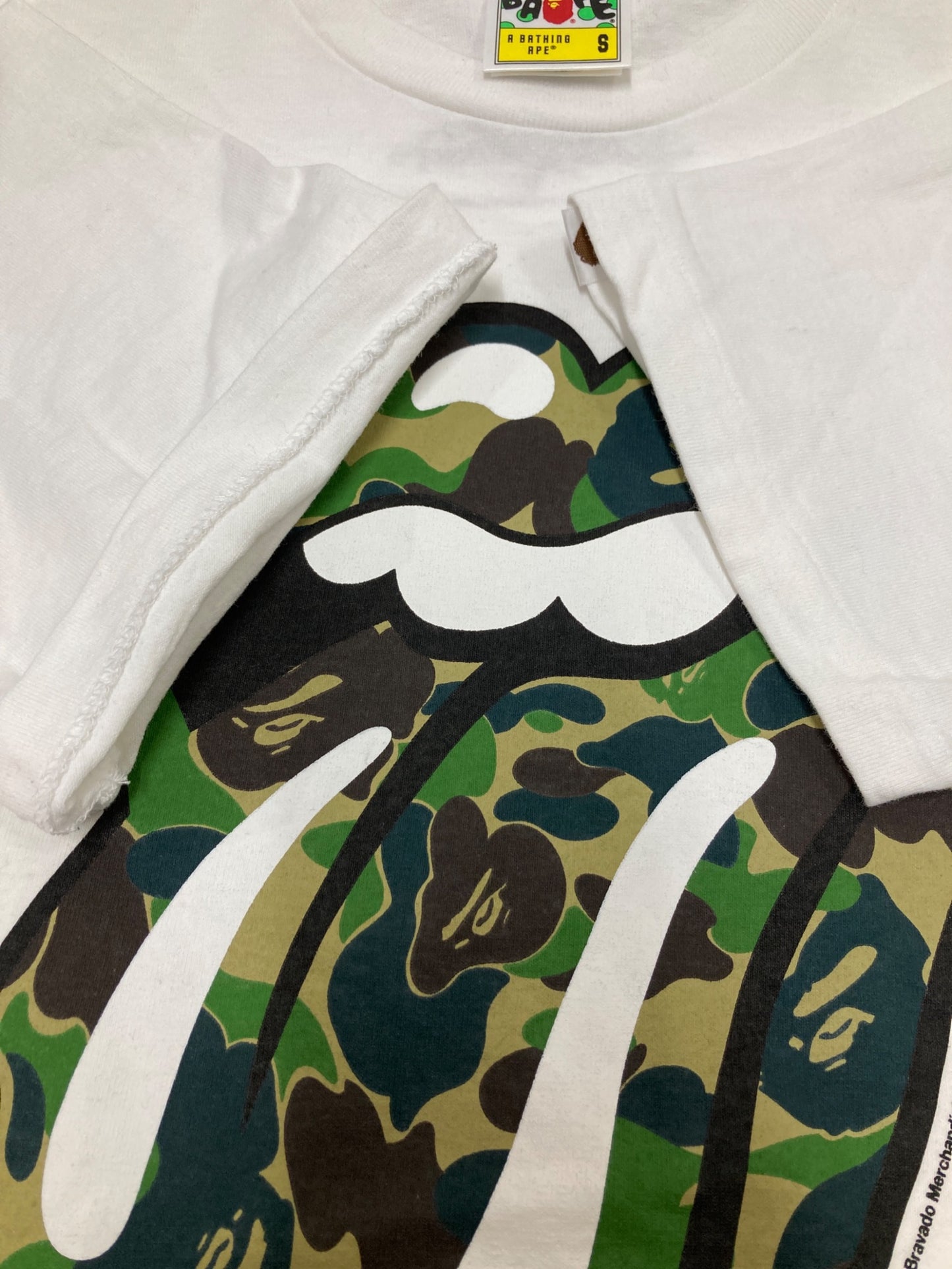 [Pre-owned] A BATHING APE Ape Camo Rip & Tan T-Shirt 001tel231908c
