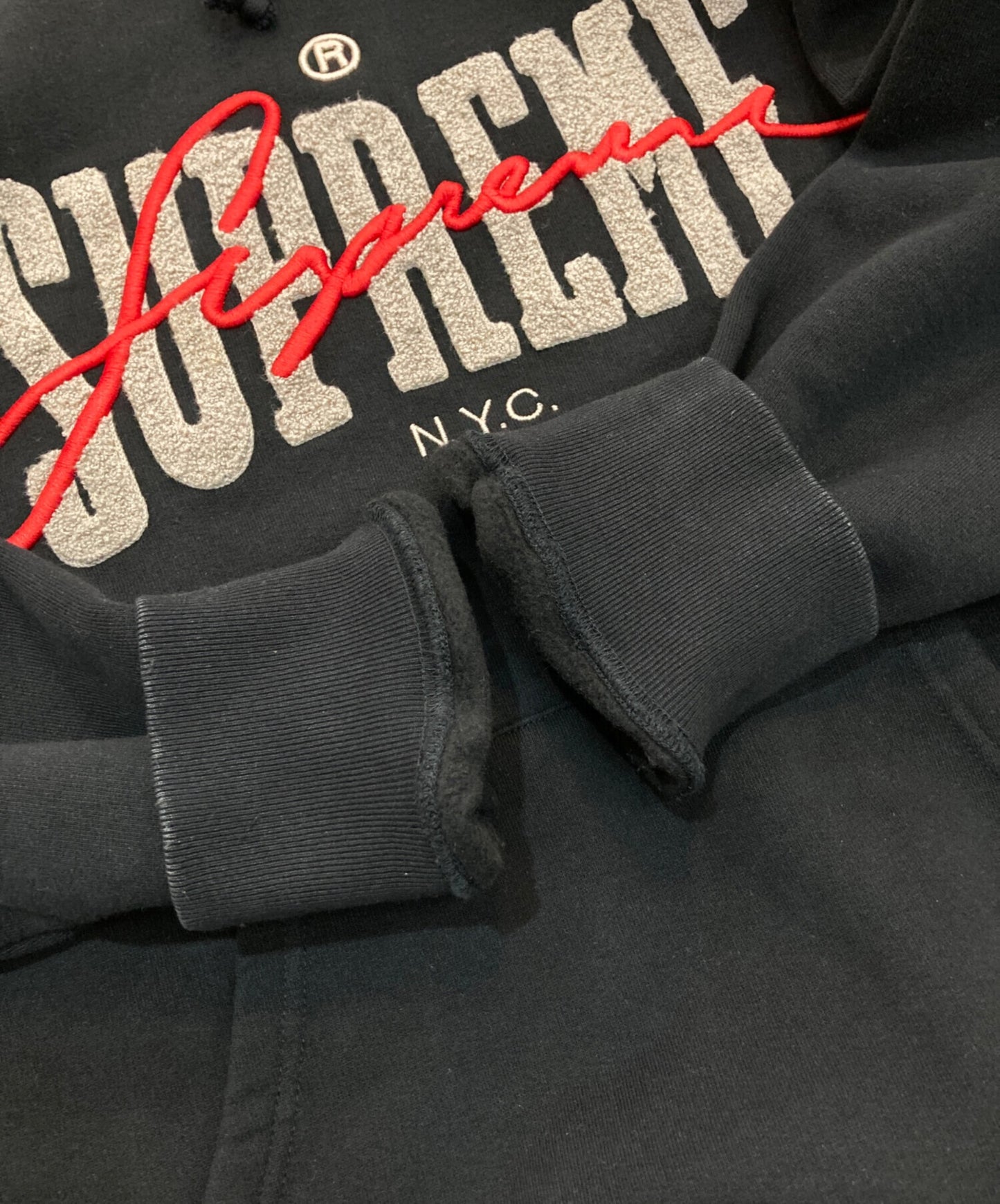 [Pre-owned] SUPREME Embroidered Chenille Hooded Sweatshirt 22SS