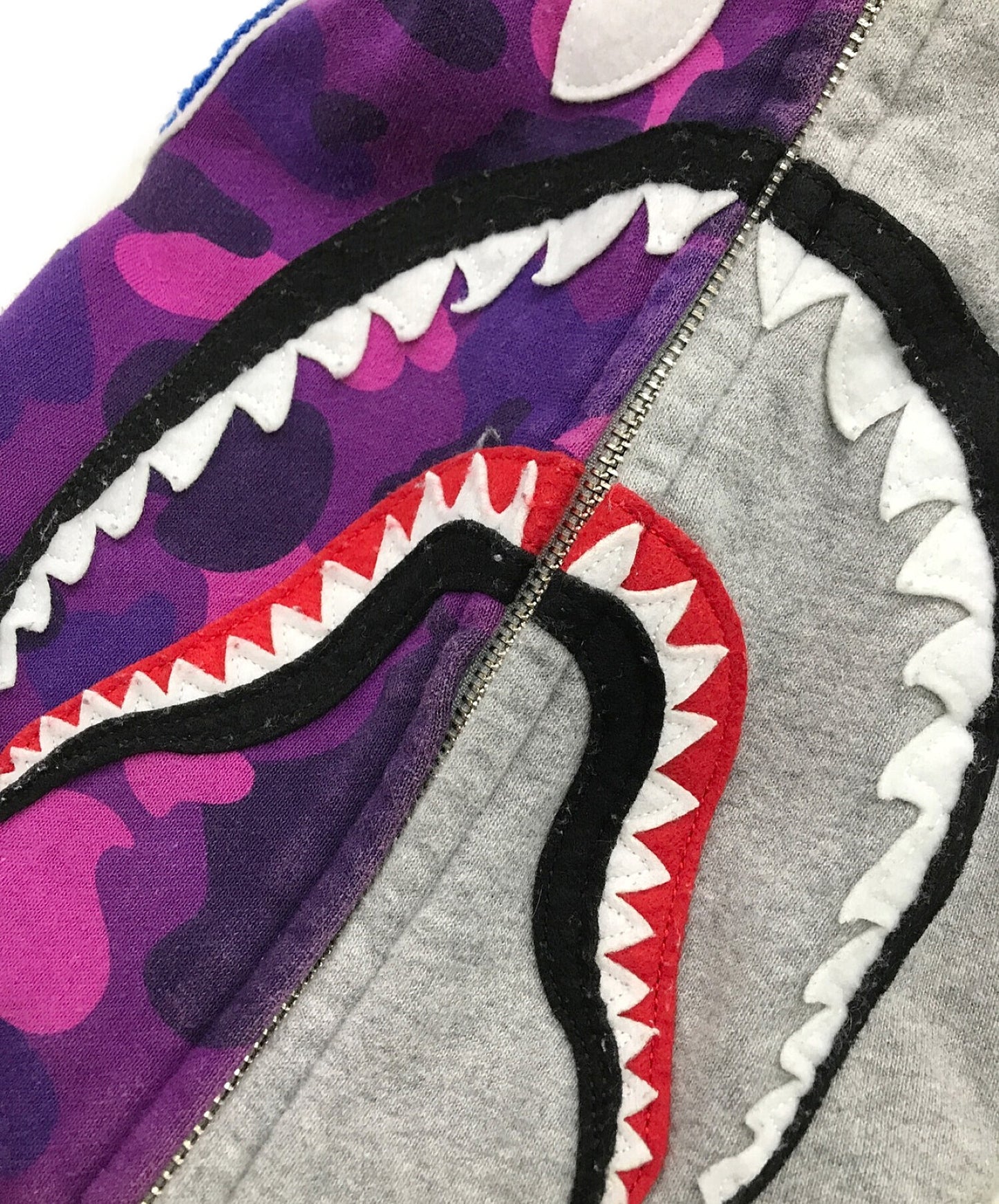 [Pre-owned] A BATHING APE Color Camo Shark Full Zip Hoodie 001zpi301023m