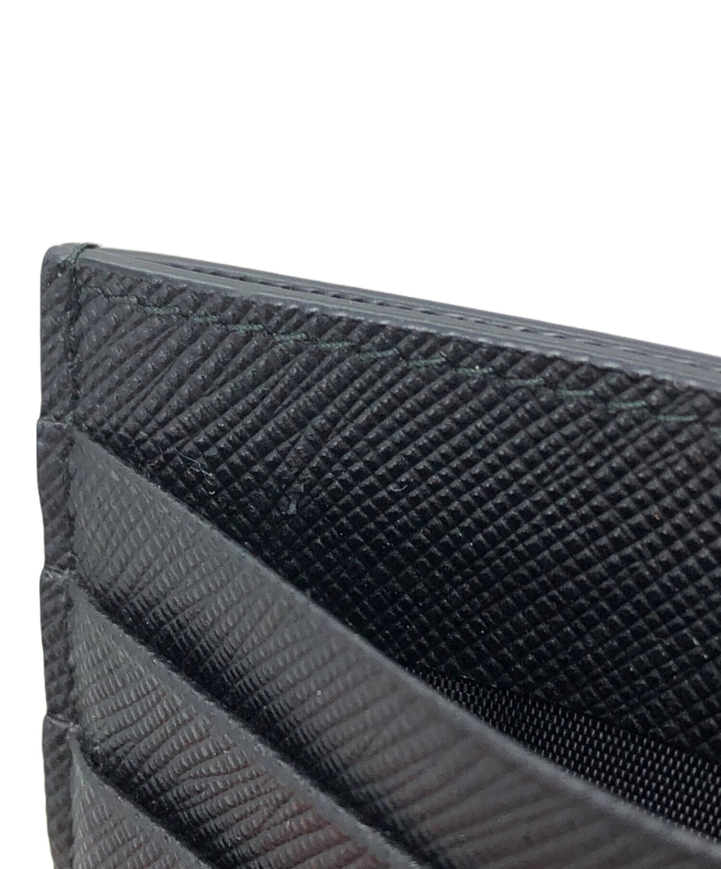 [Pre-owned] PRADA Saffiano triangle card holder 1MC025