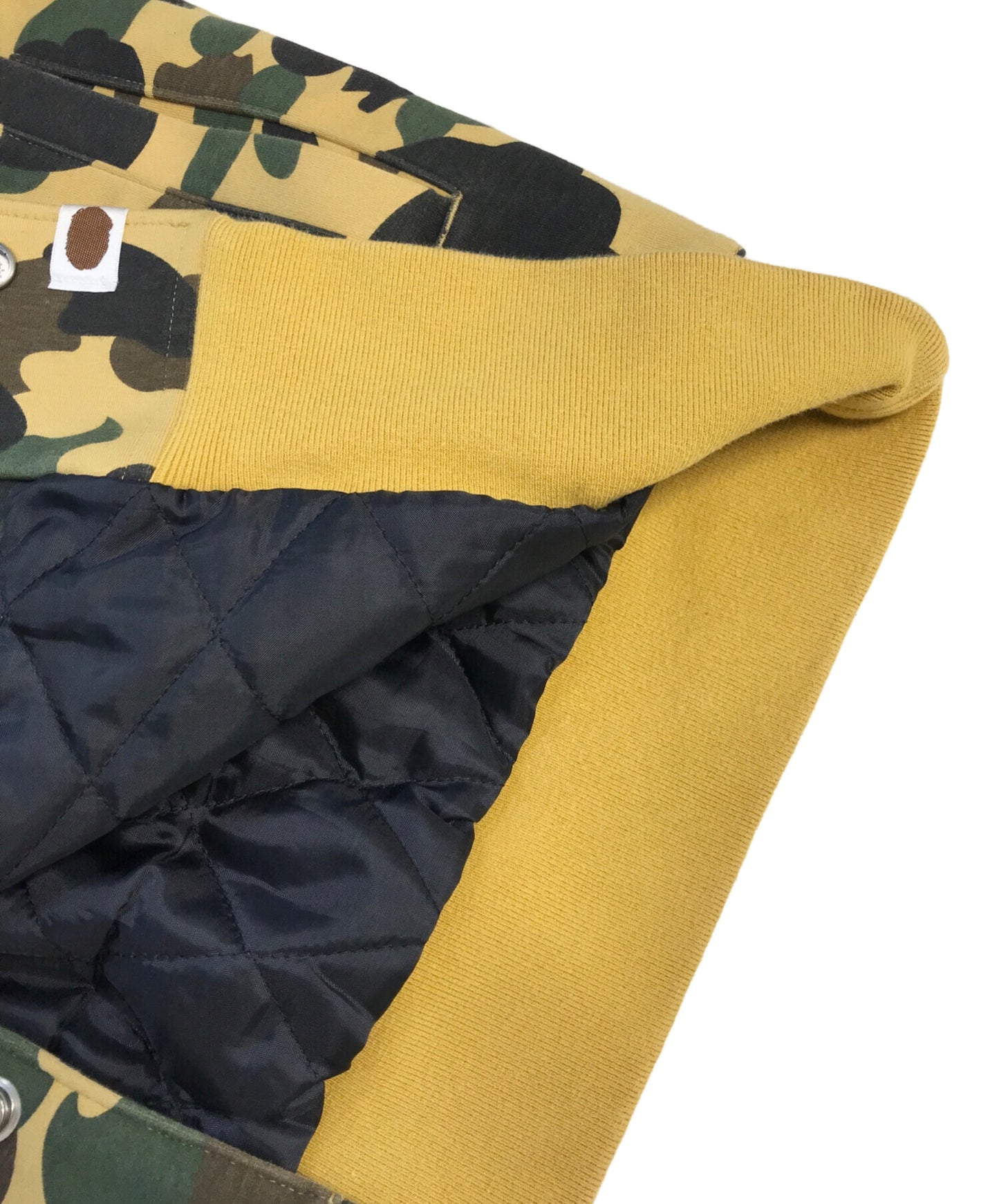 [Pre-owned] A BATHING APE camouflage jacket 001LJD201001X