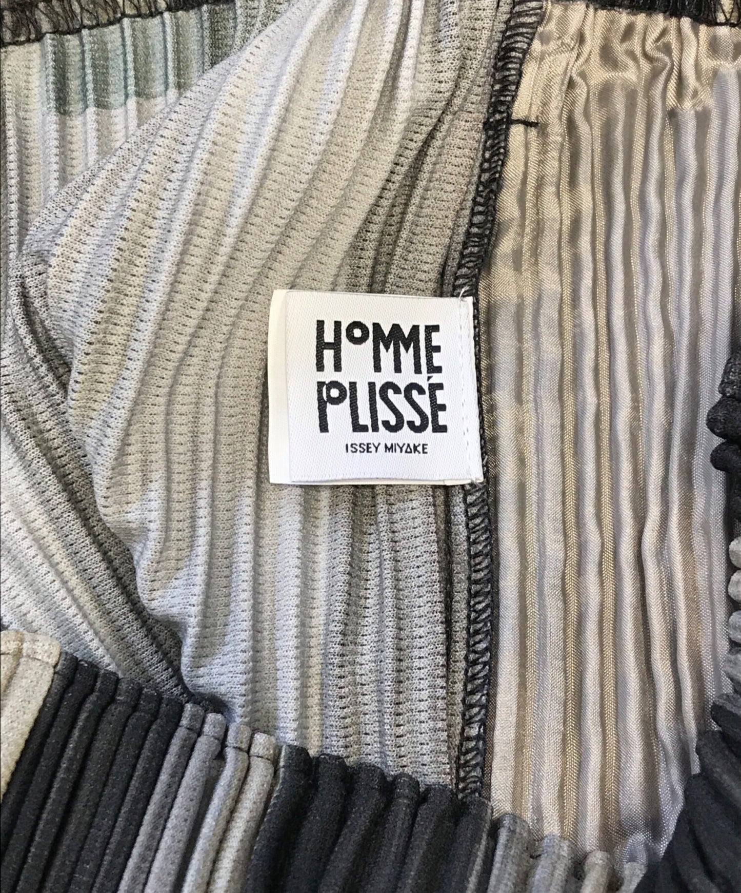 [Pre-owned] HOMME PLISSE ISSEY MIYAKE Striped Pleated Pants HP43-JF367