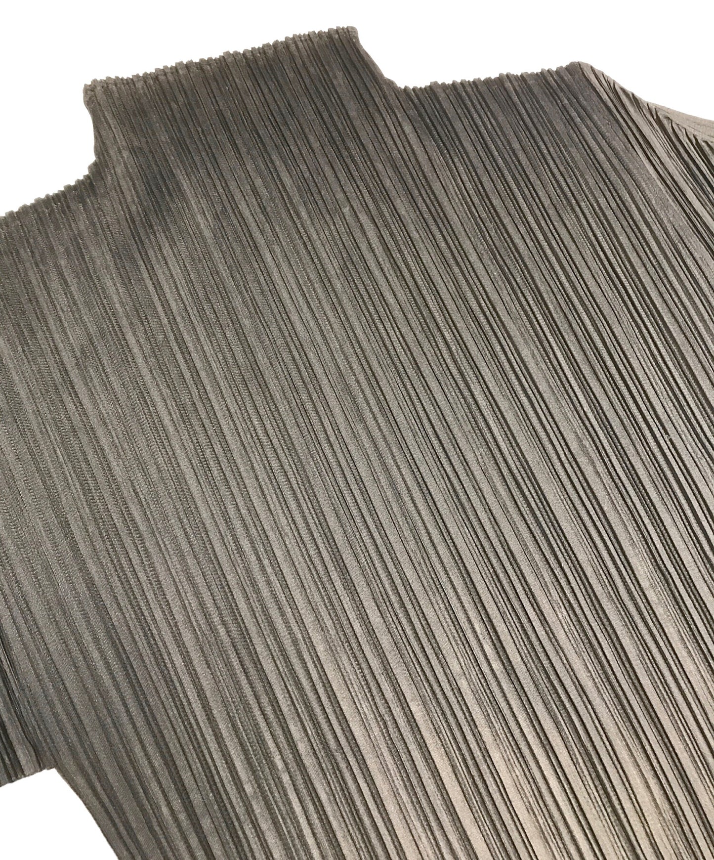 [Pre-owned] PLEATS PLEASE pleated knit PP05-JK005