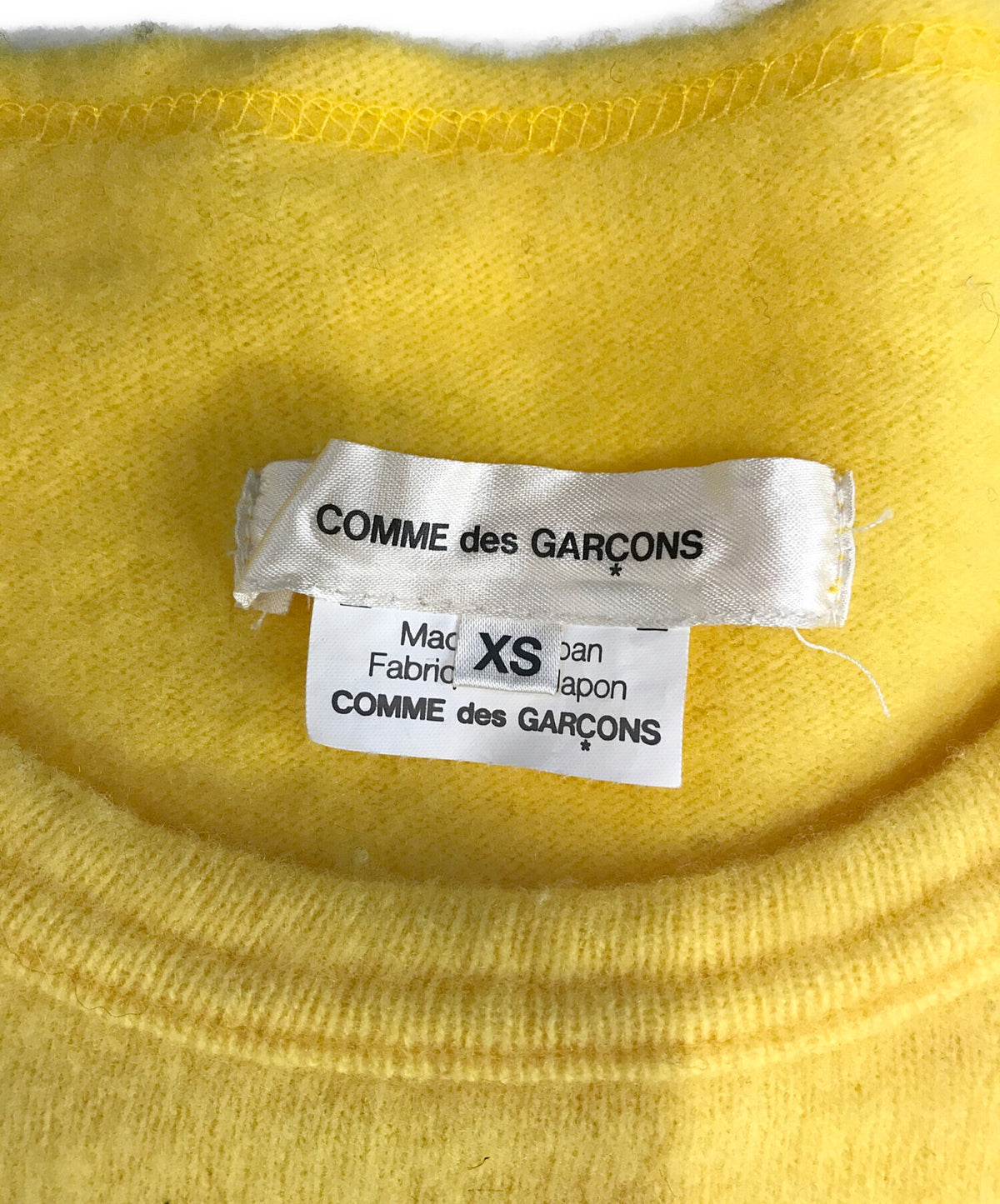 [Pre-owned] COMME des GARCONS Flower Embroidery Shaped Knit GJ-T041