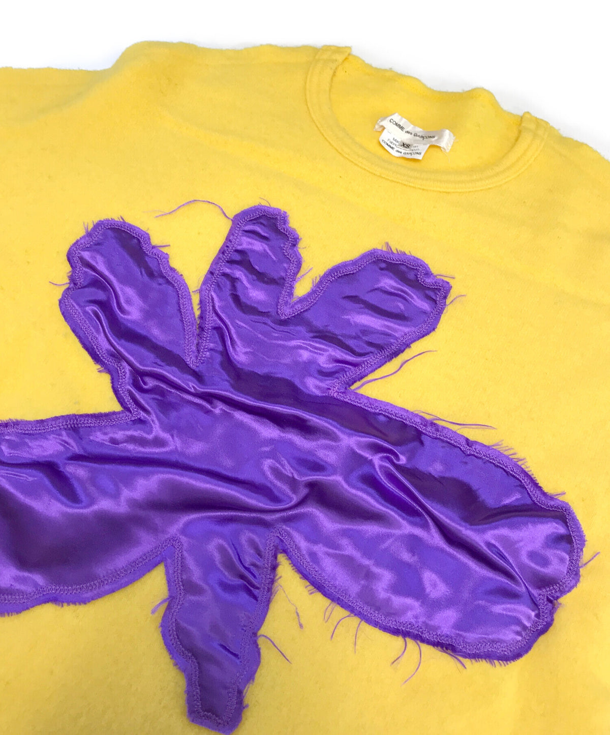[Pre-owned] COMME des GARCONS Flower Embroidery Shaped Knit GJ-T041