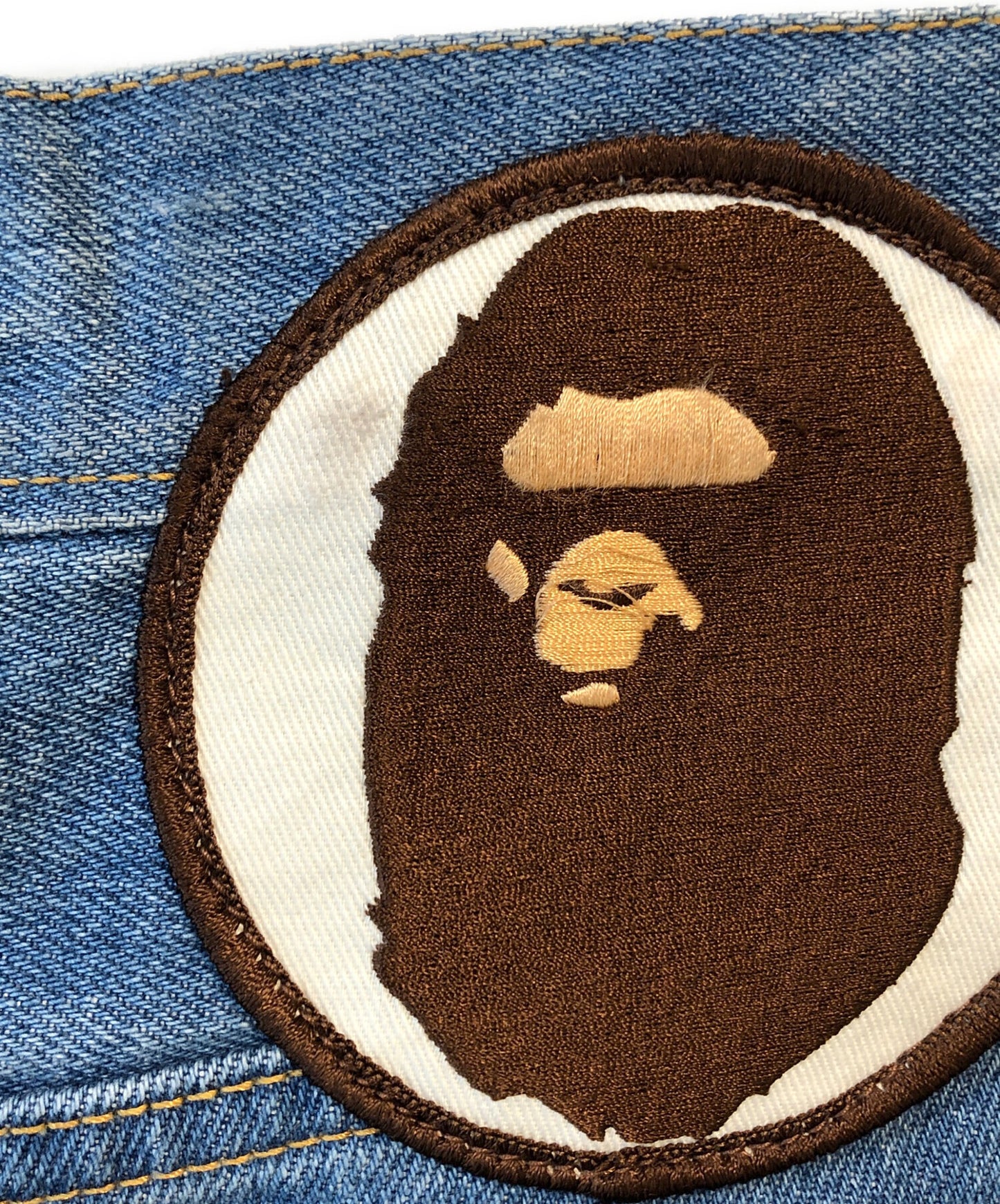 [Pre-owned] A BATHING APE CHAMPION REGULAR FIT DENIM PANTS 001DPK221002F/0ZXJNM150002M