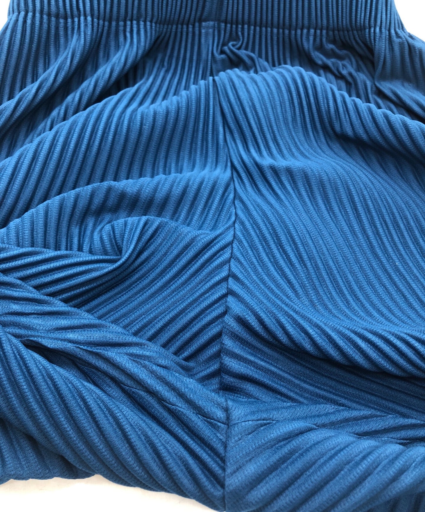 [Pre-owned] HOMME PLISSE ISSEY MIYAKE pleated pants HP03JF118