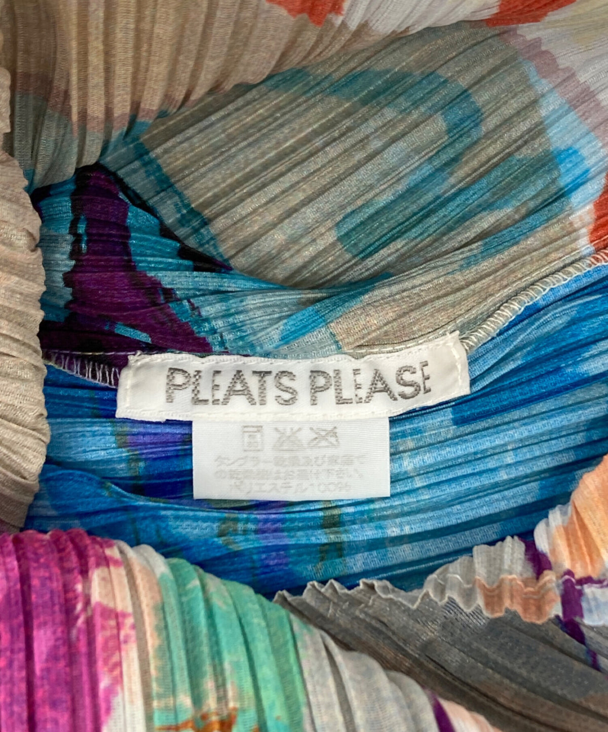 [Pre-owned] PLEATS PLEASE All-Over Print Sleeveless Pleated Blouse PP12-JK411