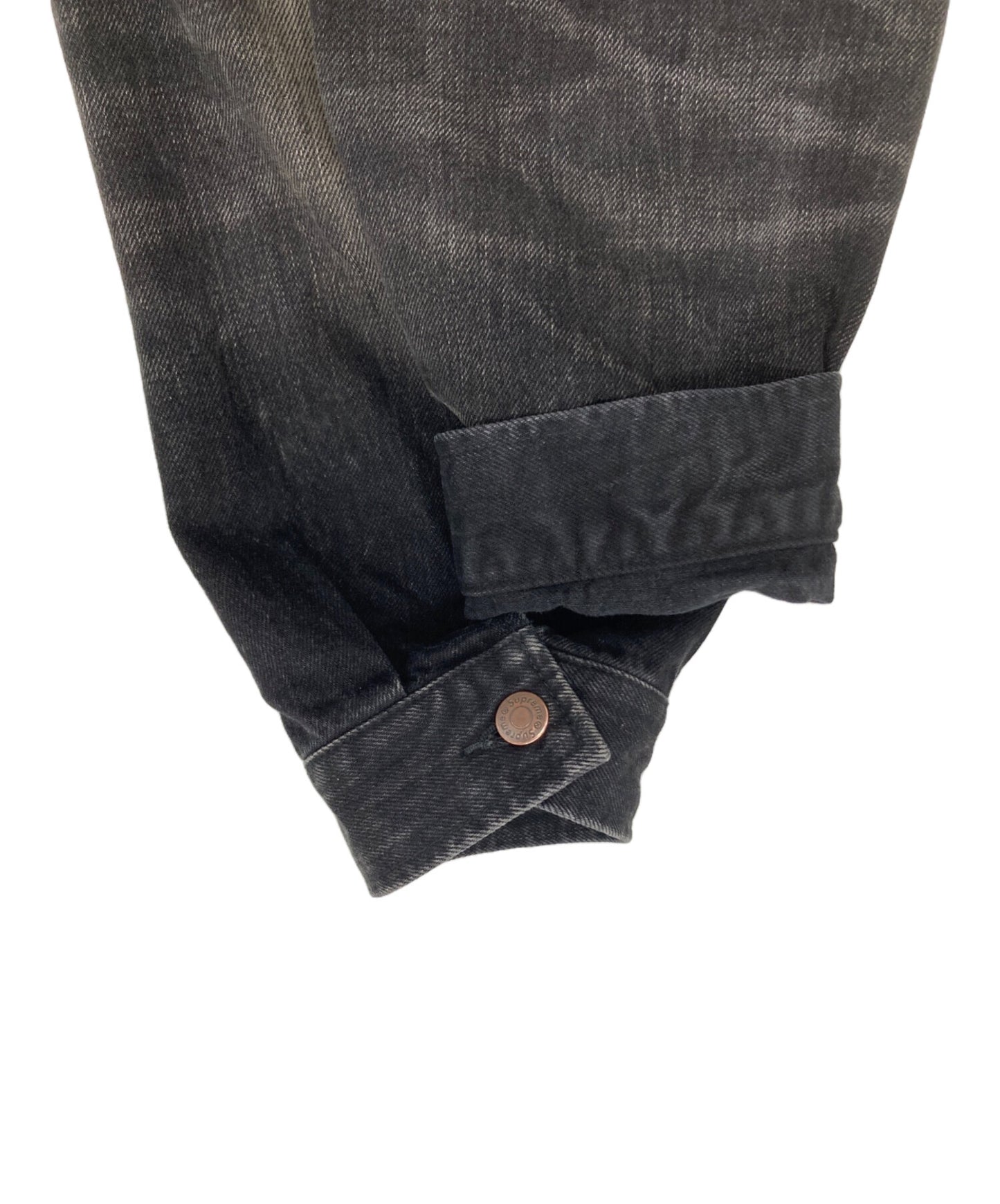 [Pre-owned] SUPREME Distressed Selvedge Trucker