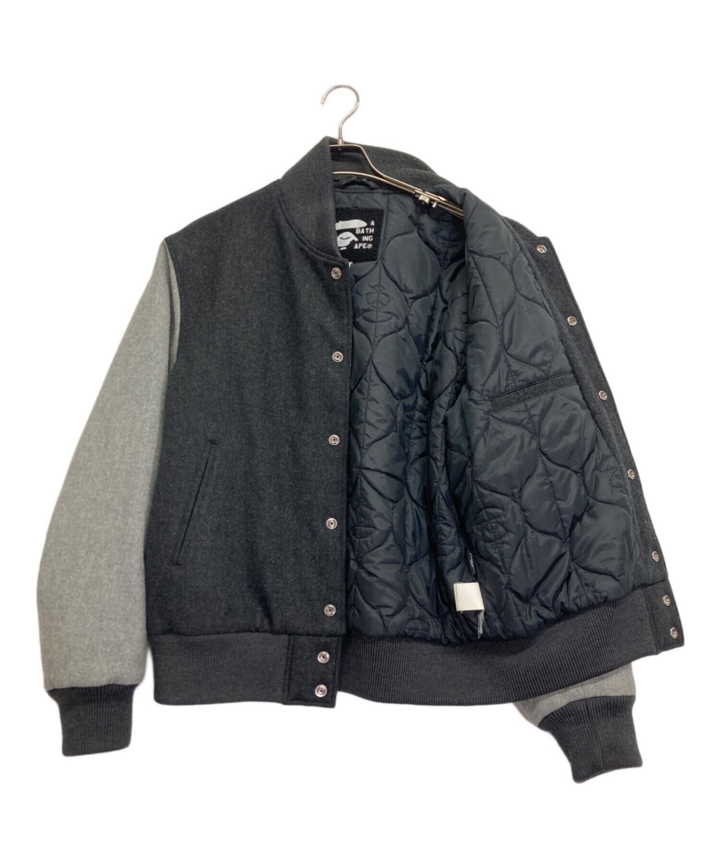 [Pre-owned] A BATHING APE jacket with team's logo