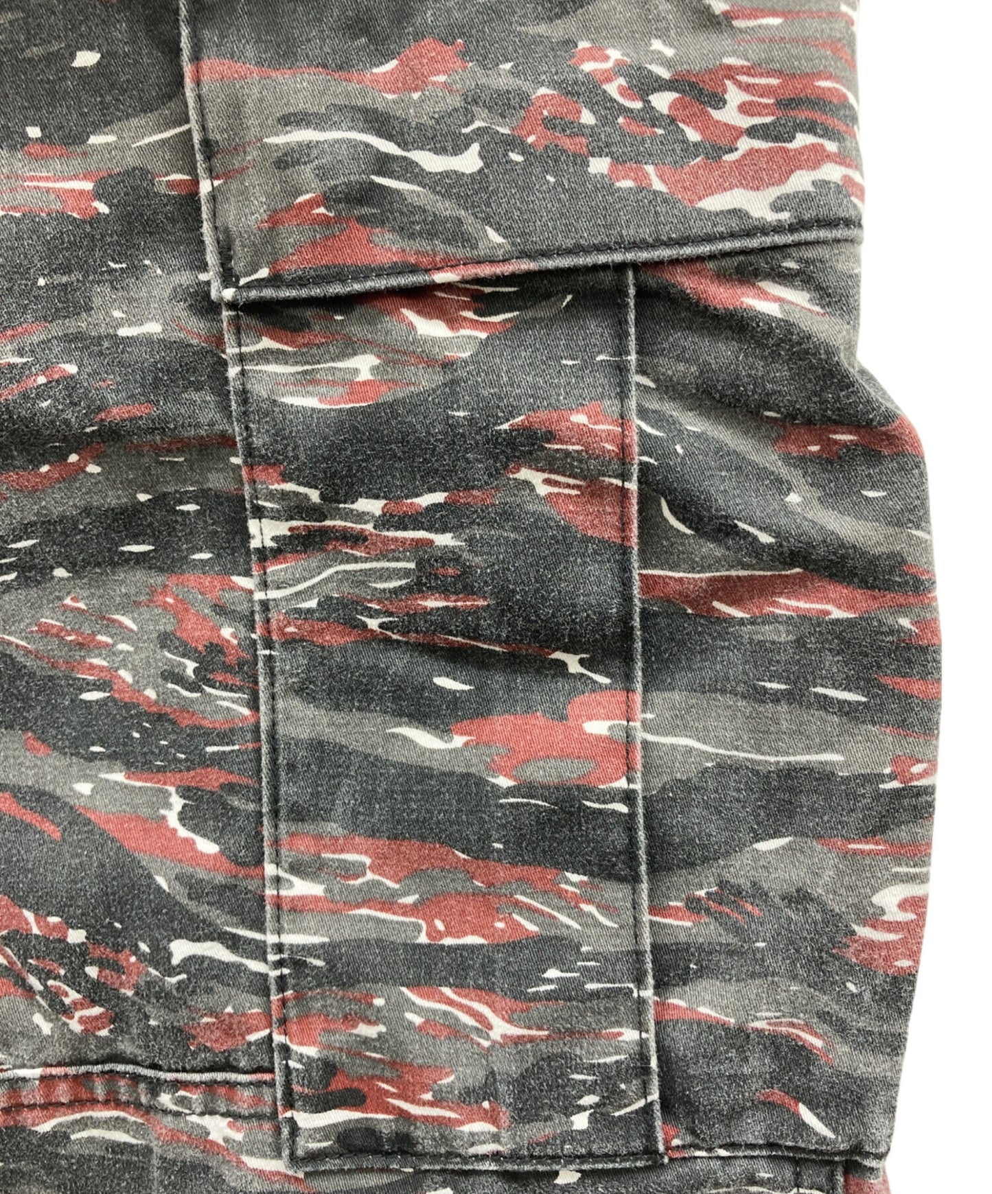 [Pre-owned] SUPREME Cargo pant red tiger camo
