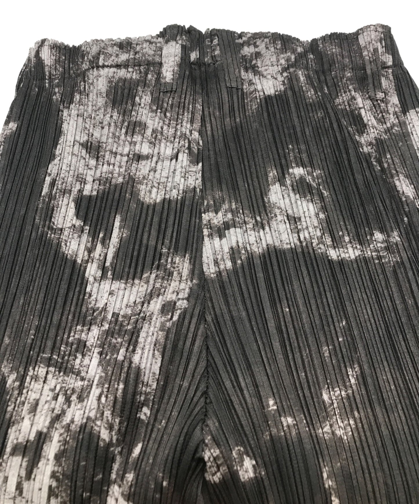 [Pre-owned] PLEATS PLEASE pleated pants with a full pattern PP94-JF594