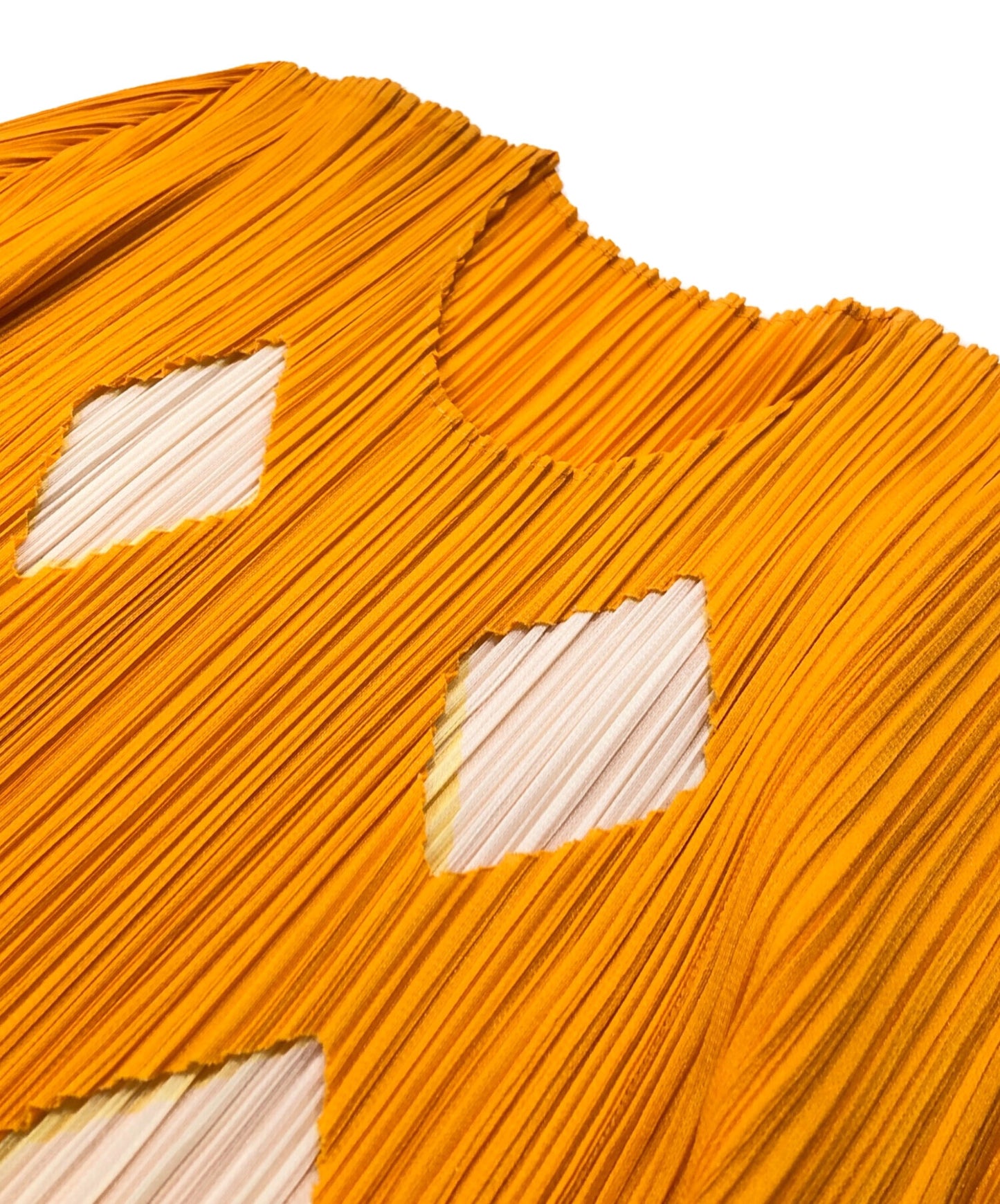 [Pre-owned] PLEATS PLEASE Diamond-cut pleated cut and sewn PP64-JK254