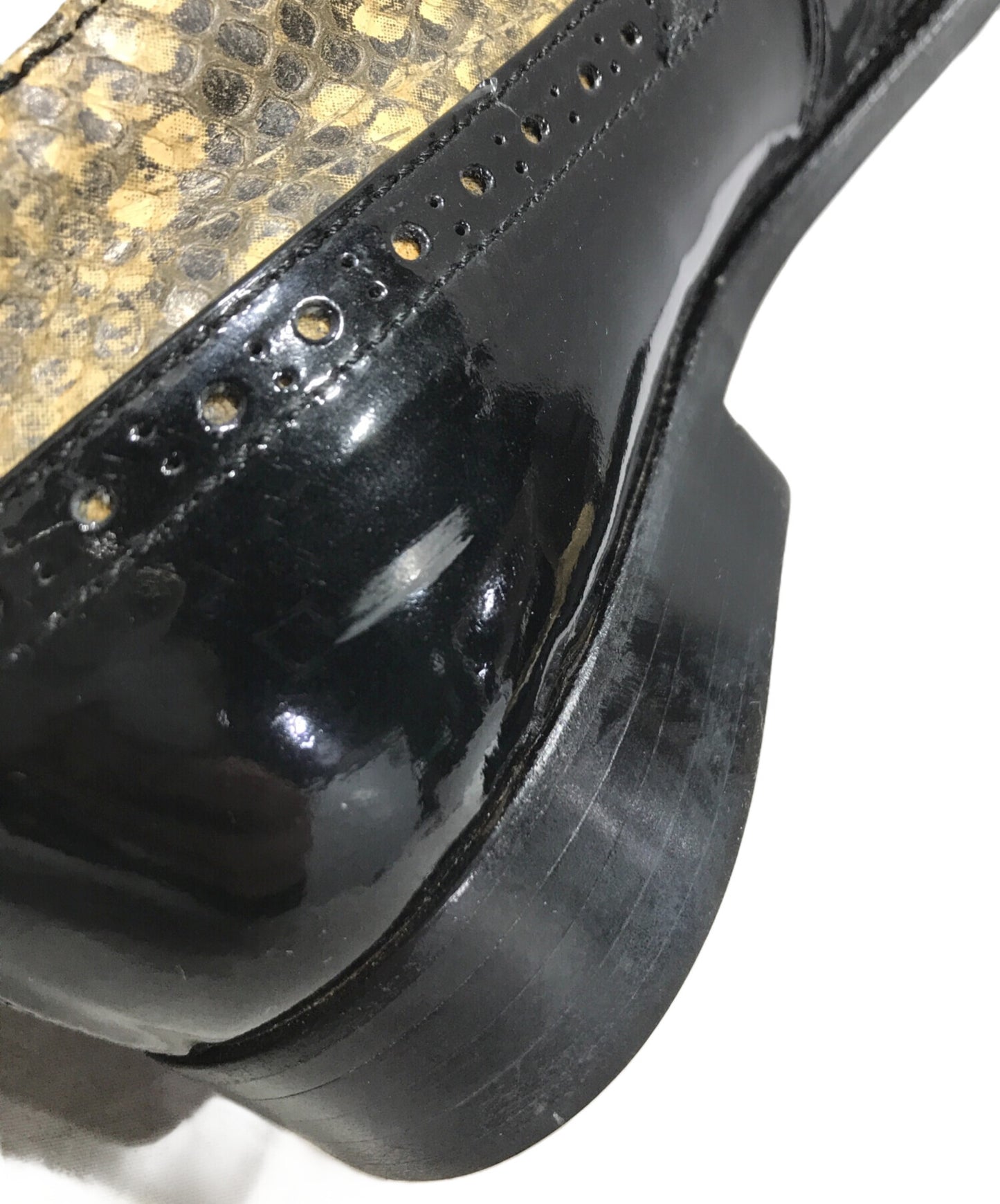 [Pre-owned] COMME des GARCONS Enamel and python strap shoes