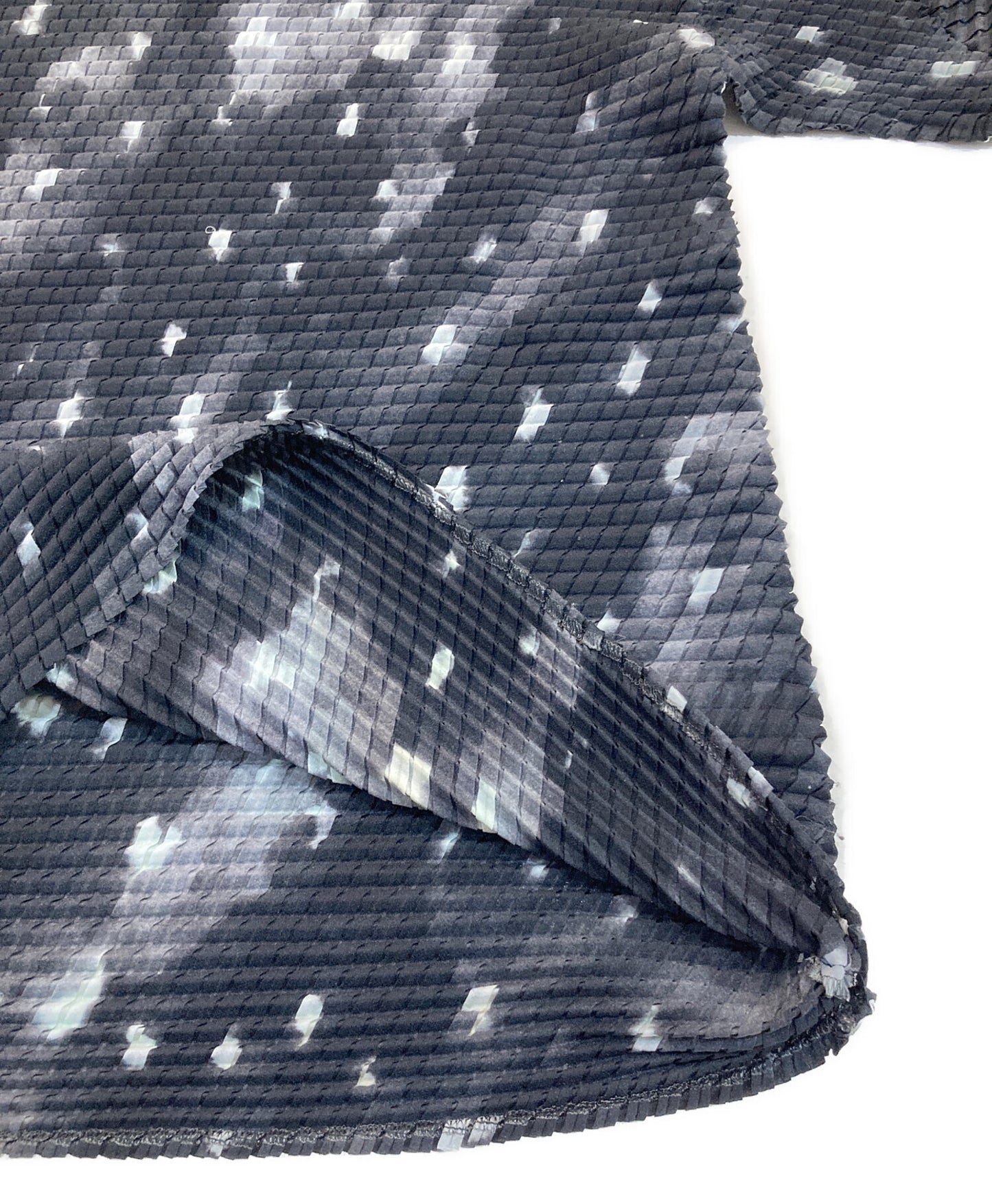 [Pre-owned] ISSEY MIYAKE All-over patterned high-neck blouse im14fj953