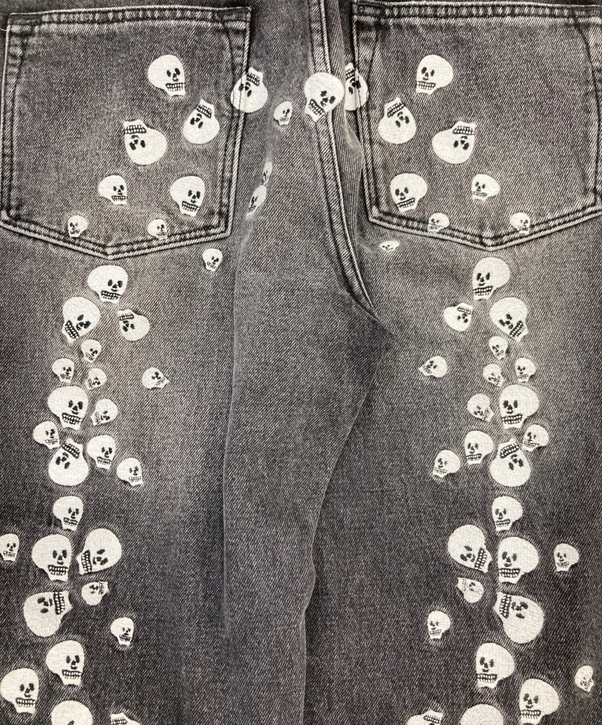 [Pre-owned] EVISU Skull Embroidery Daicock Baggy Jeans 2EAMAM4JE1142BGDN