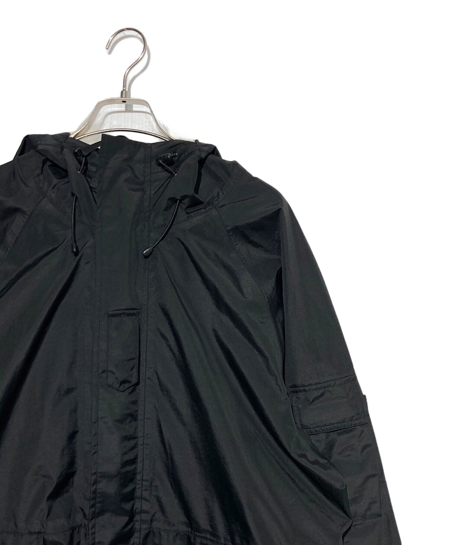 [Pre-owned] SUPREME Arabic Wet Weather Parka