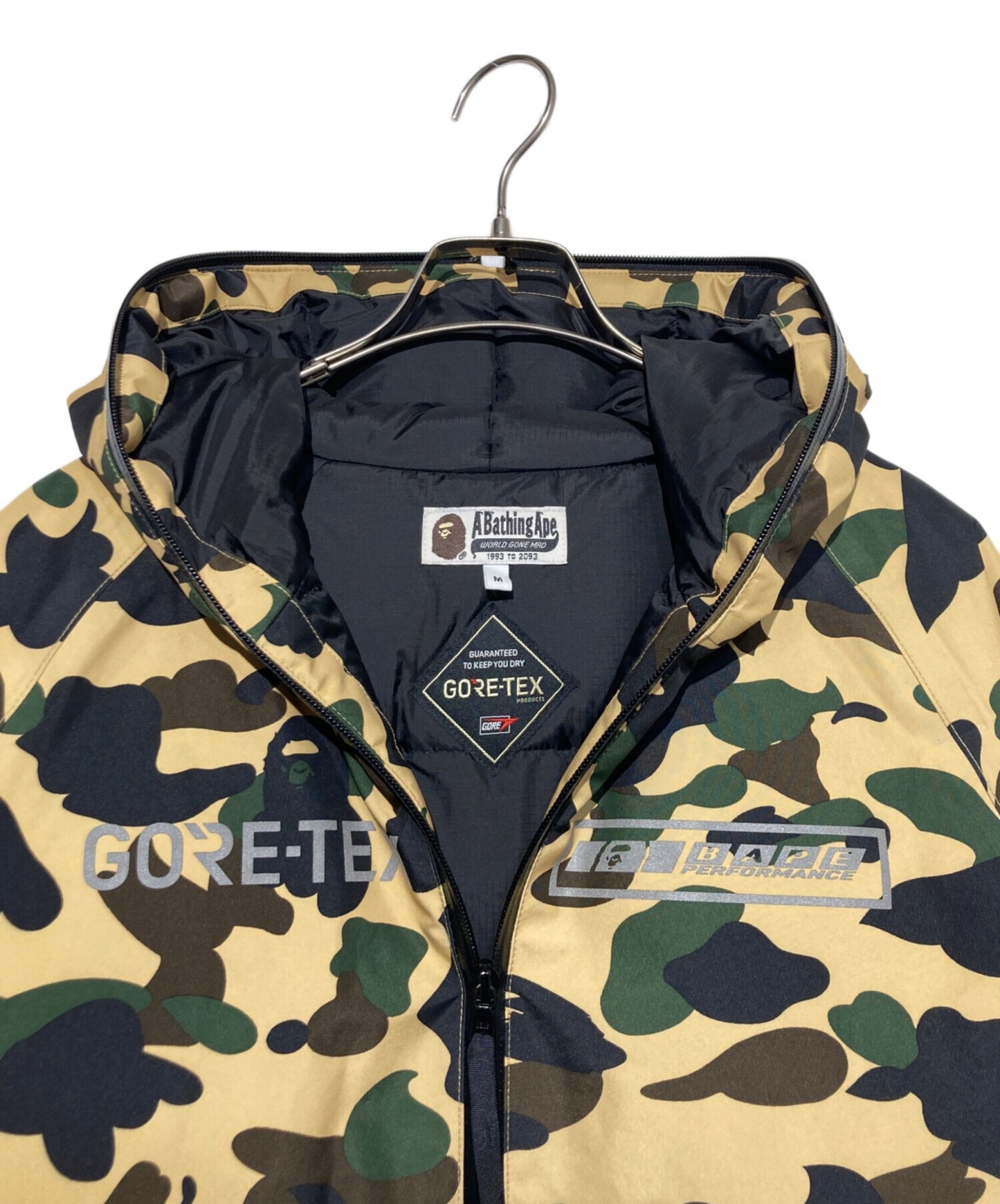 [Pre-owned] A BATHING APE GORE-TEX 1ST CAMO HOODIE DOWN JACKET 001hjf701004x