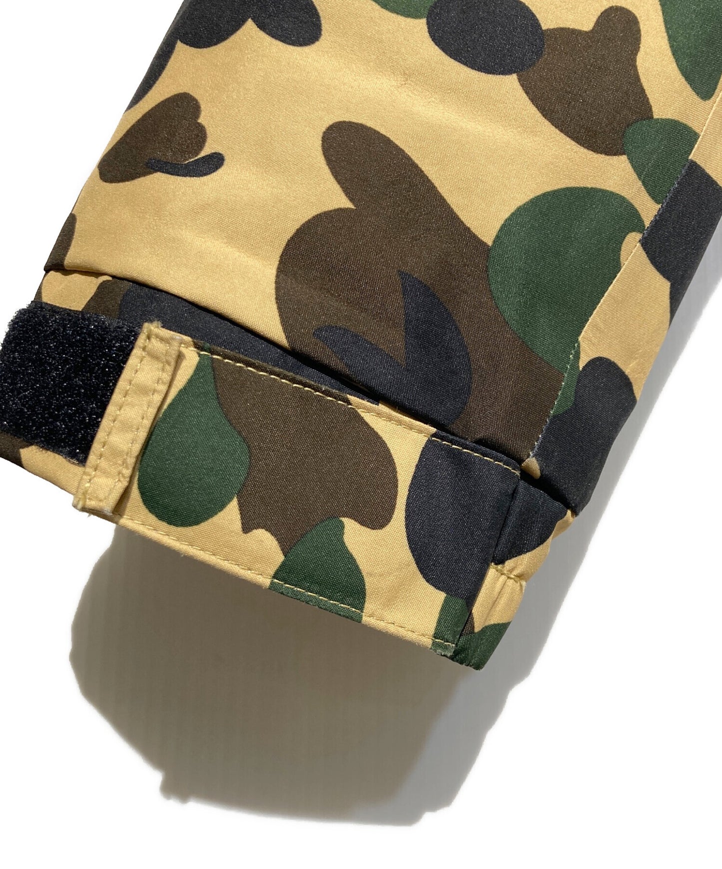 [Pre-owned] A BATHING APE GORE-TEX 1ST CAMO HOODIE DOWN JACKET 001hjf701004x