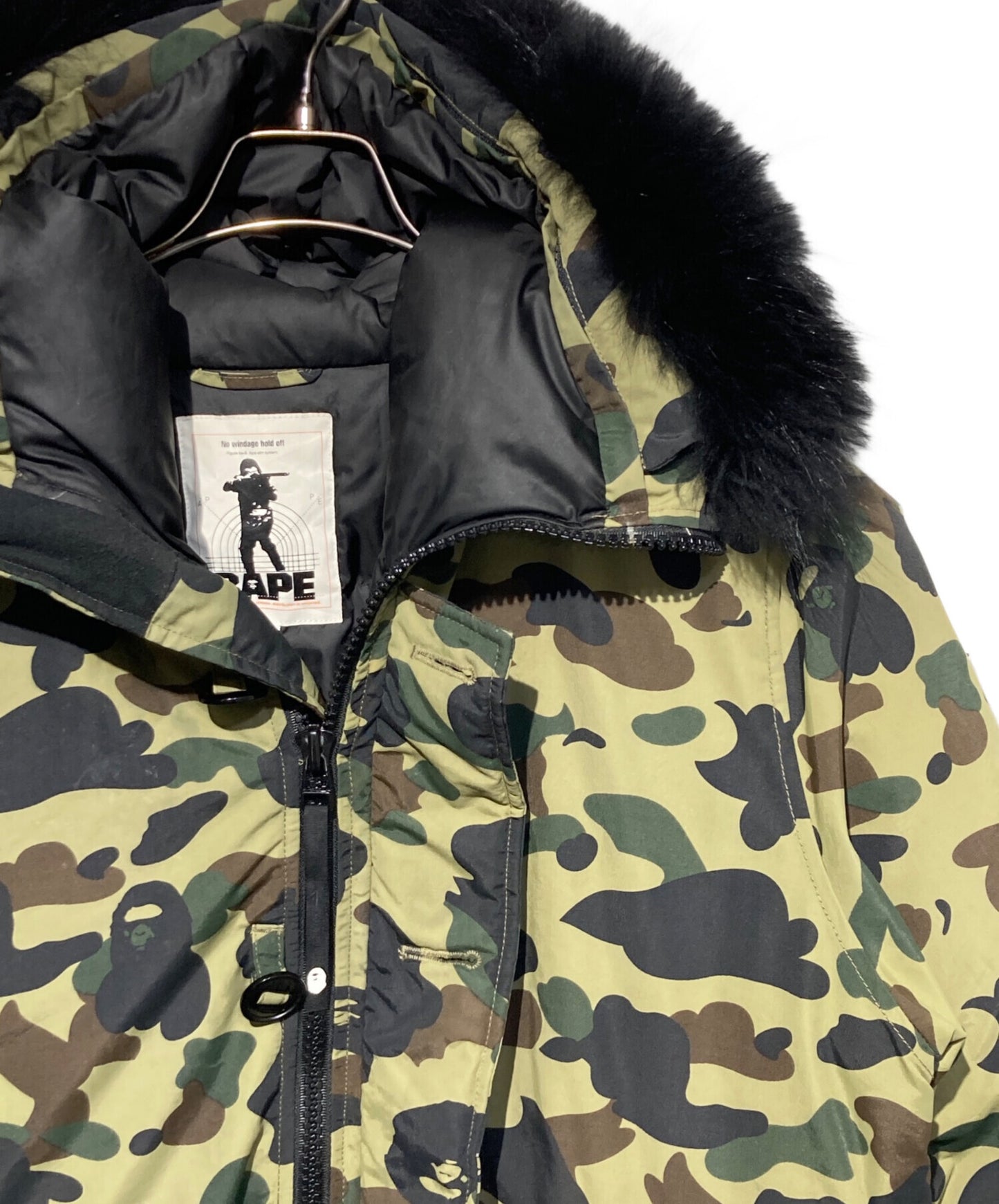 [Pre-owned] A BATHING APE 1ST CAMO FUR DOWN HOODIE JACKET N-3B 001hje801011x