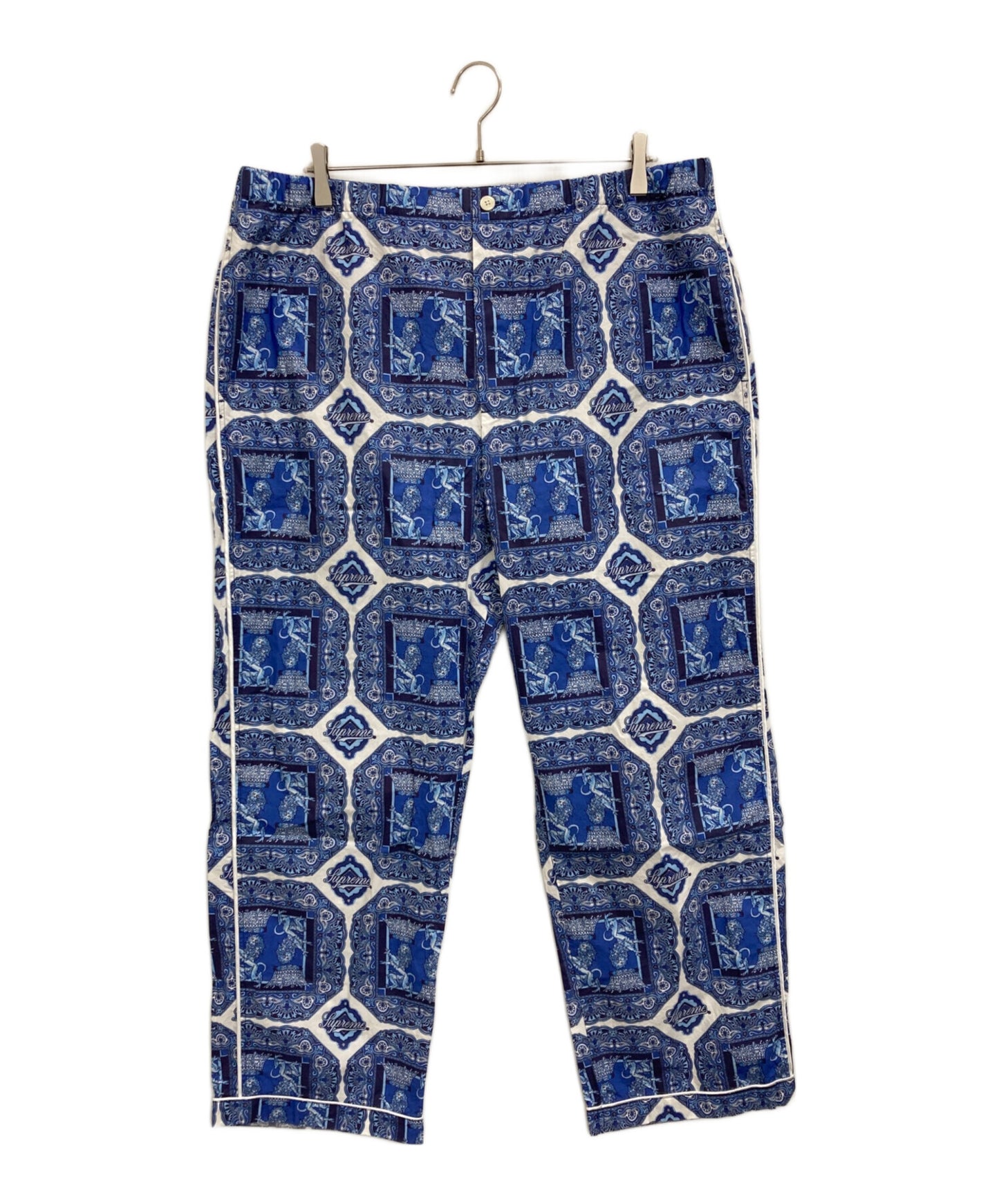 [Pre-owned] SUPREME Regency pajama set