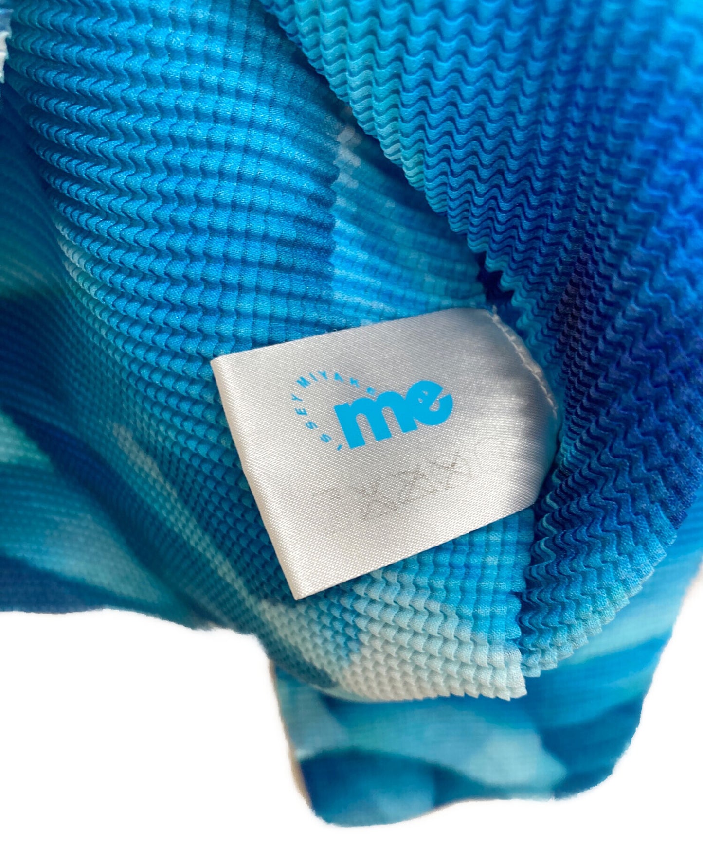 [Pre-owned] me ISSEY MIYAKE Transfer Print Cut and Sew MI61FJ371