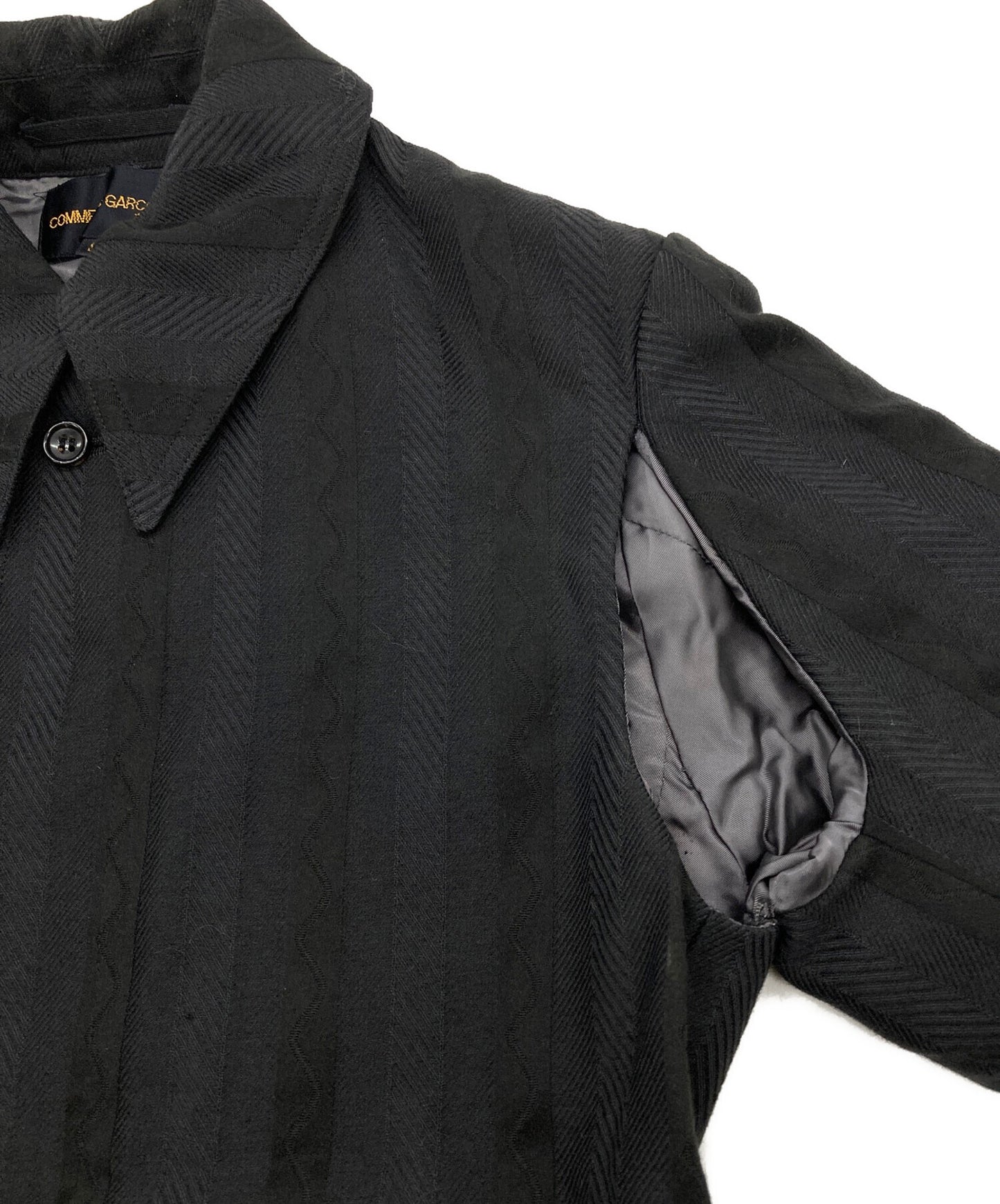 [Pre-owned] COMME des GARCONS 00AW Shoulder open back print coat GC-04007S