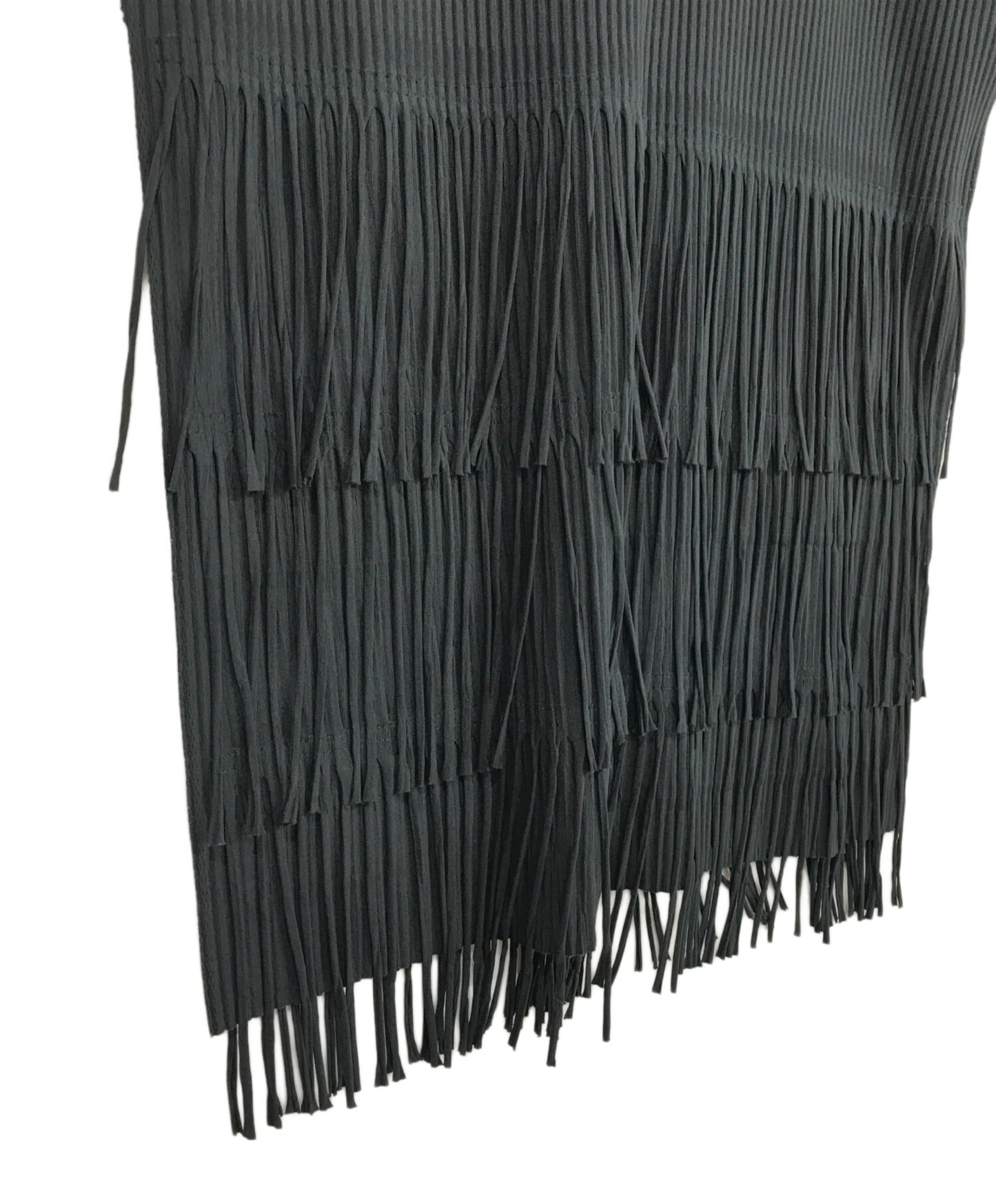 [Pre-owned] me ISSEY MIYAKE Fringe Gino Sleeve Dress MI02KH773