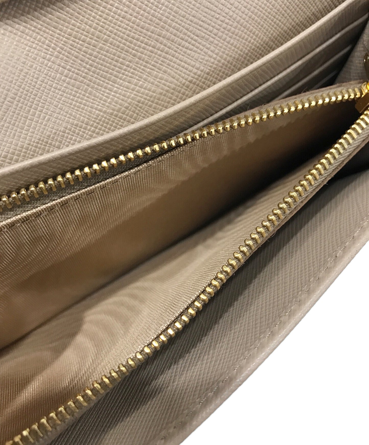 [Pre-owned] PRADA SAFFIANO FIOCCO Long Wallet 1MH132