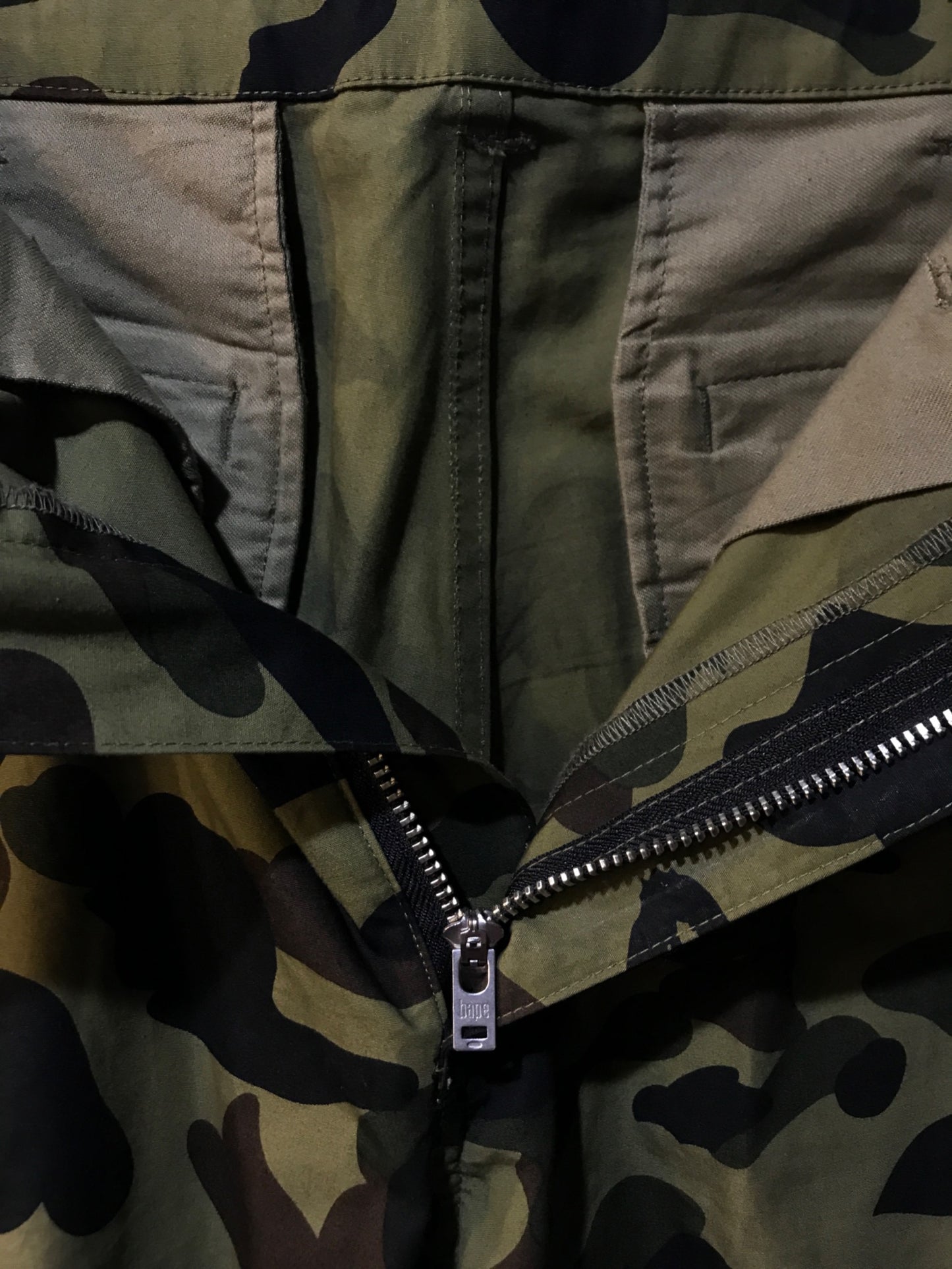 [Pre-owned] A BATHING APE 1st camo cargo pants 001PTH801017M