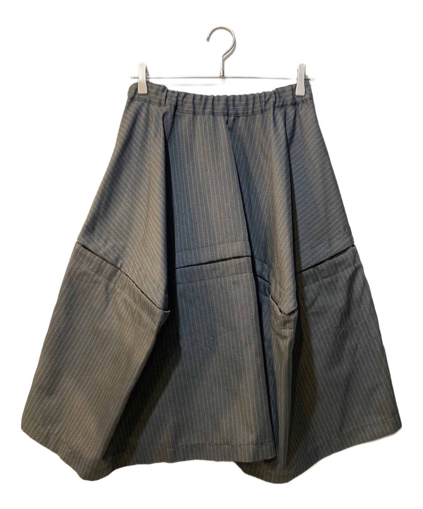 [Pre-owned] COMME des GARCONS COMME des GARCONS skirt with a flared shape RM-S005