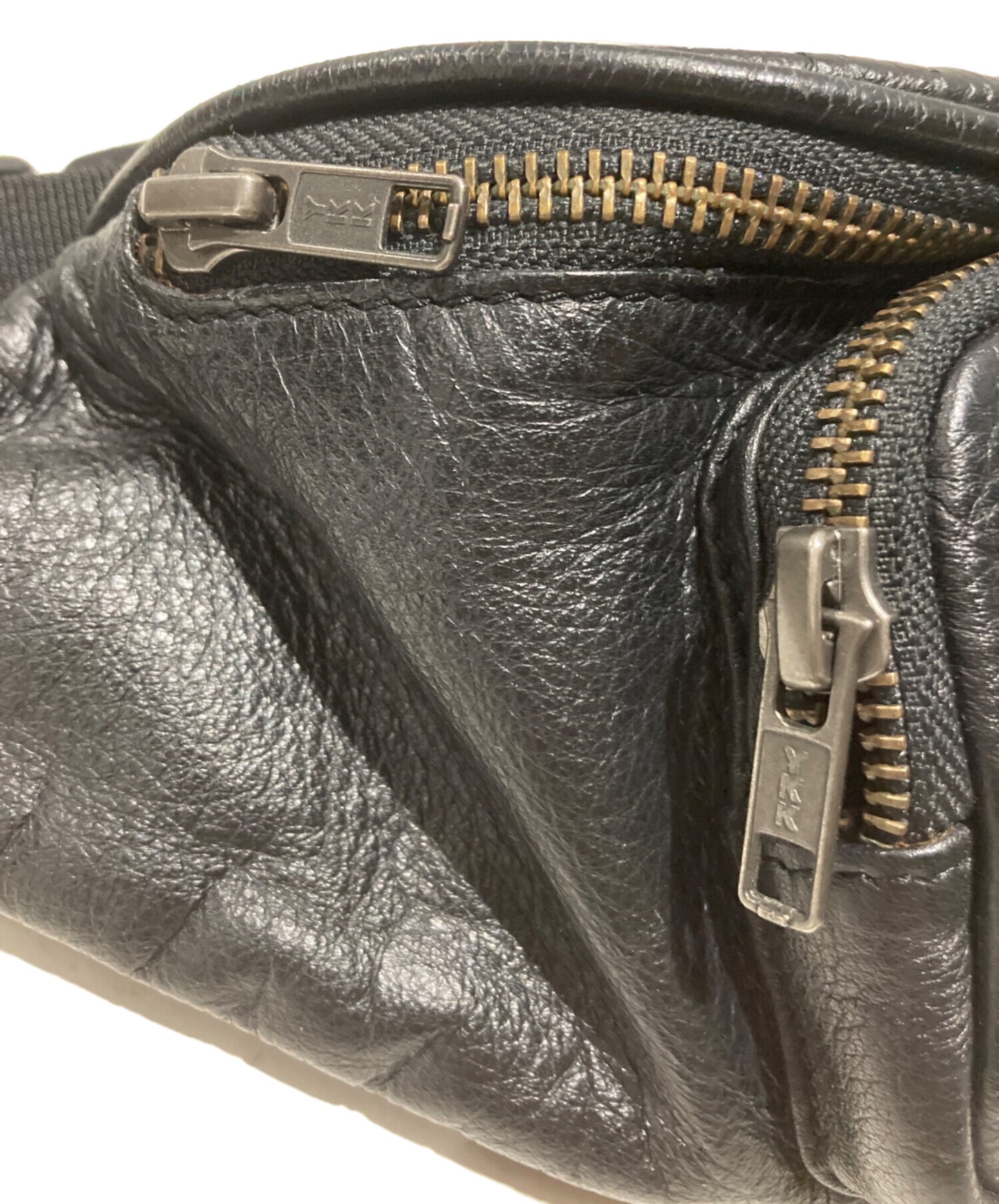 [Pre-owned] SUPREME 17SS Leather waist bag