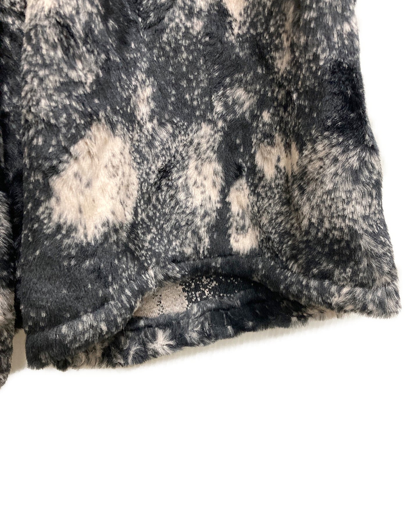 [Pre-owned] SUPREME Faux Fur Short