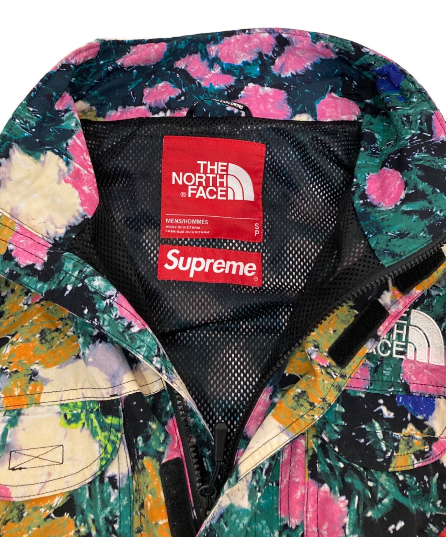 [Pre-owned] SUPREME Trekking Convertible Jacket NP022051