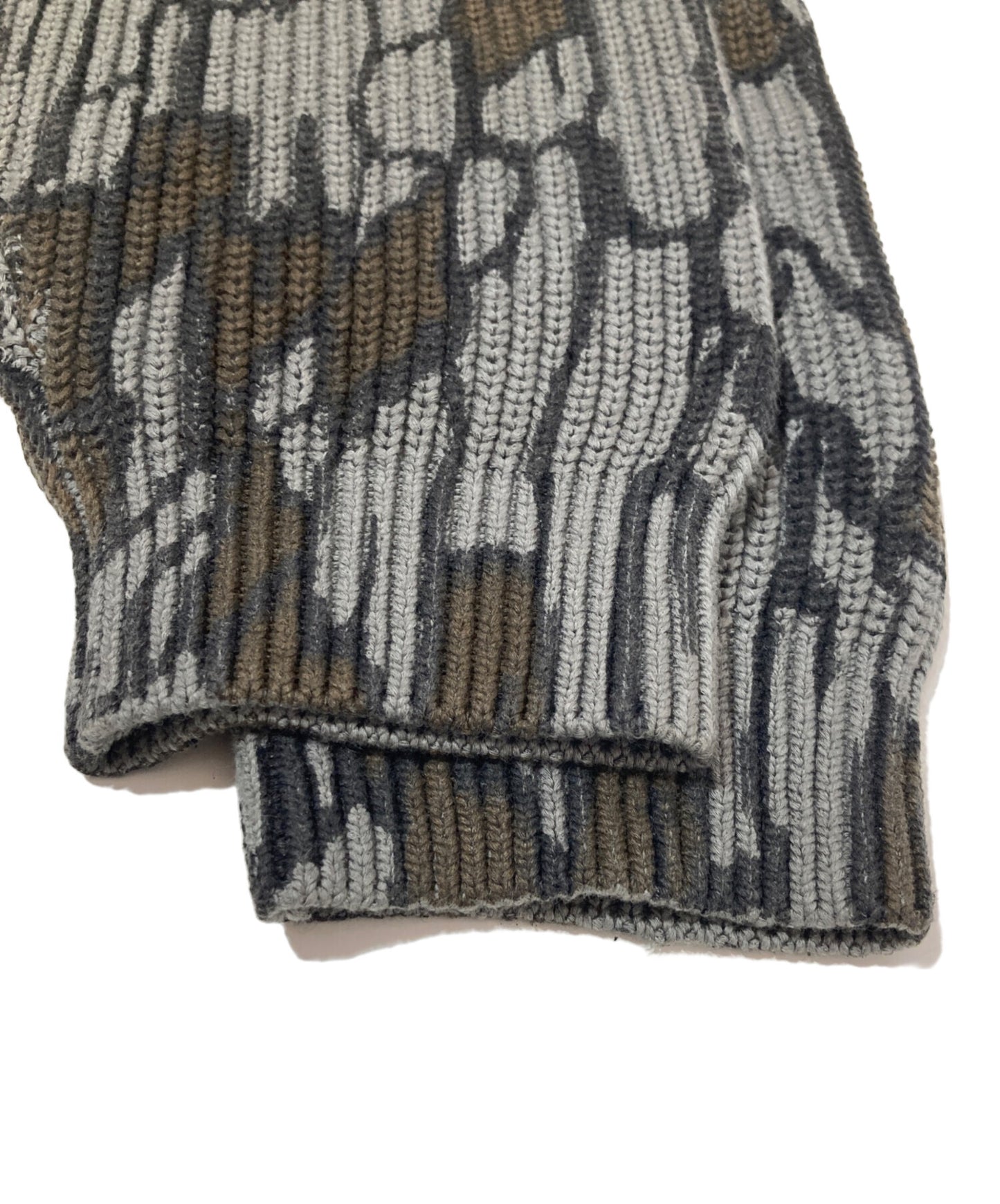 [Pre-owned] SUPREME Old English Printed Sweater Camo