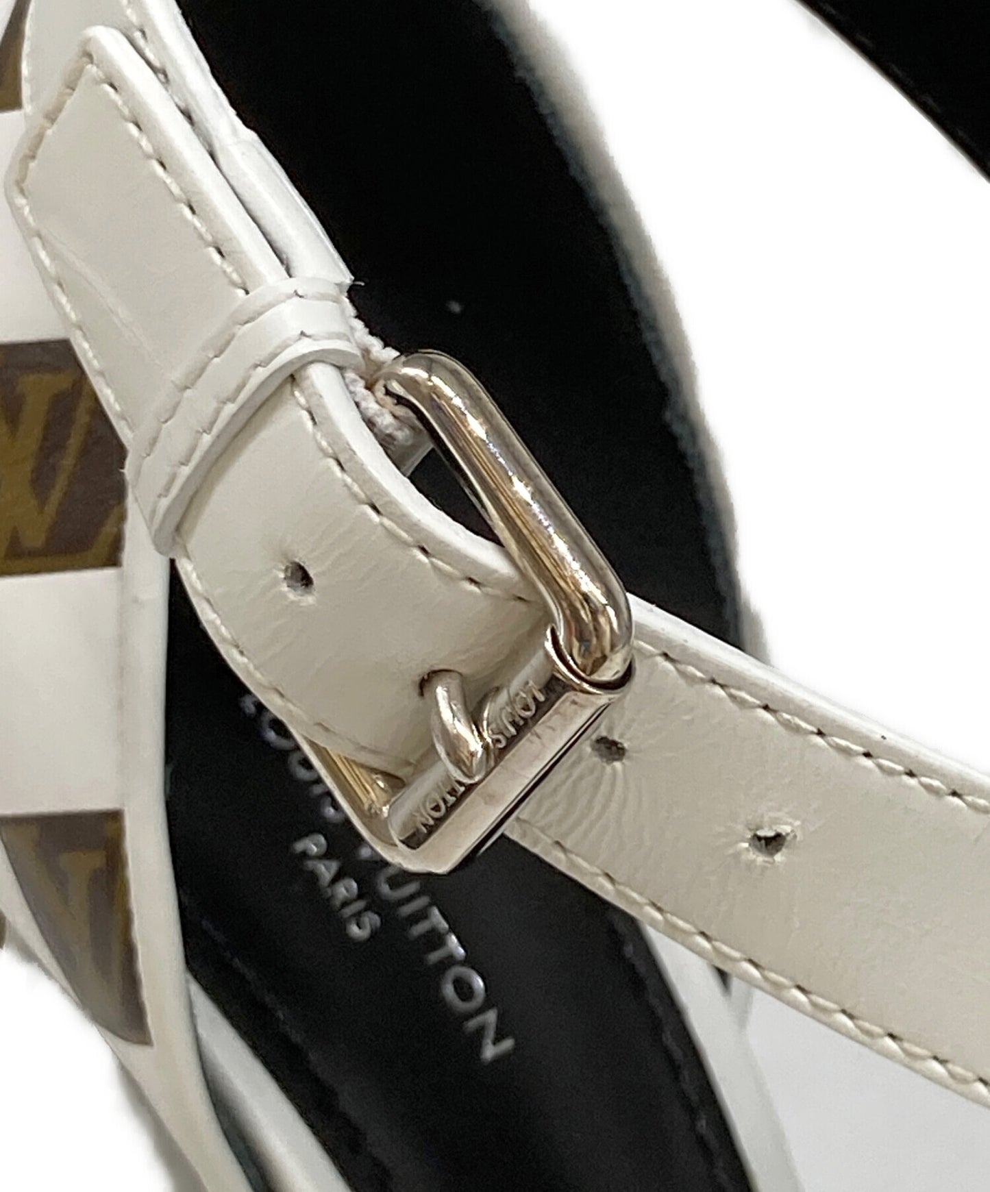 [Pre-owned] LOUIS VUITTON Monogram Heel Pumps BR1119.