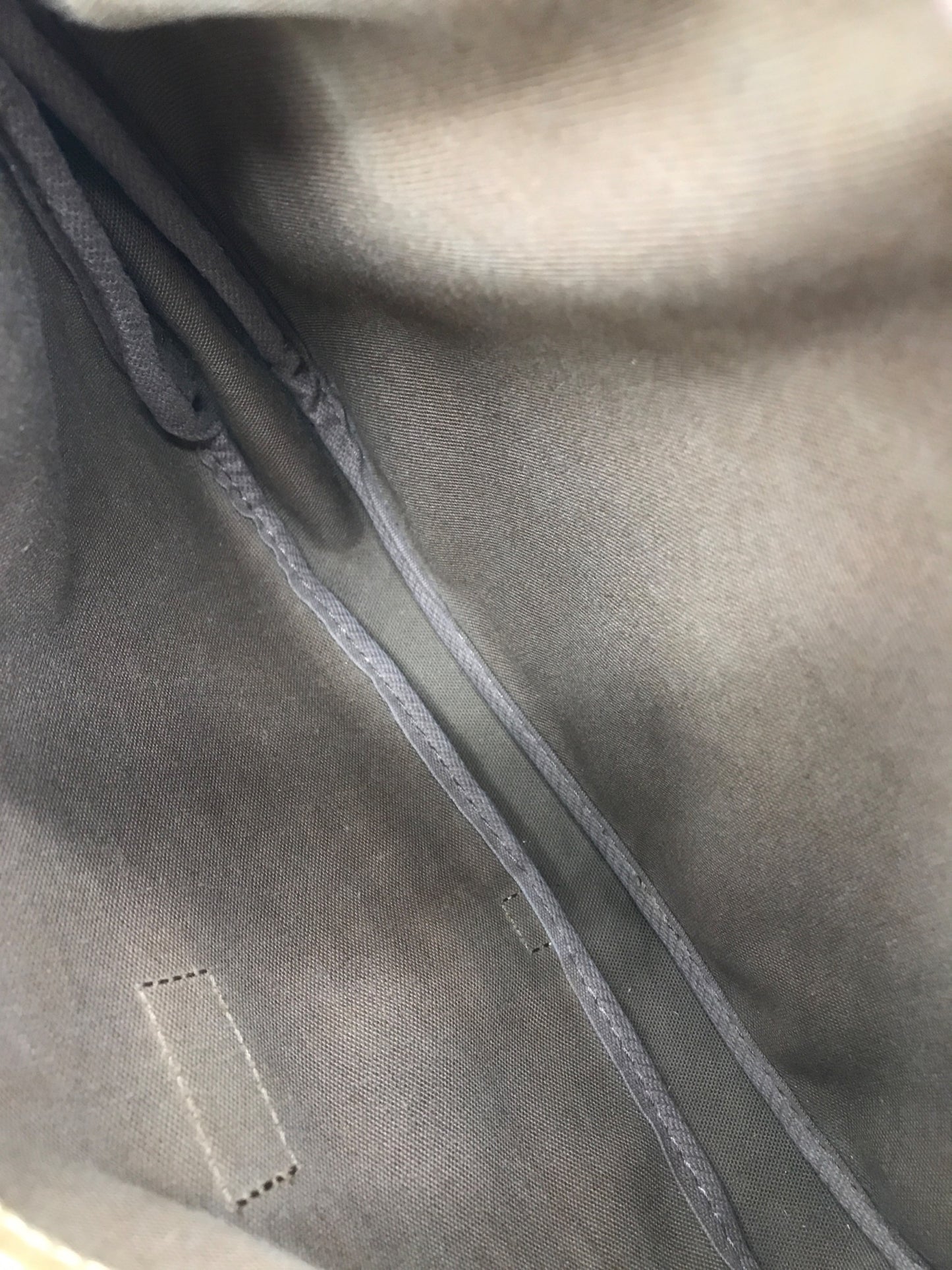 [Pre-owned] LOUIS VUITTON Sommeur 30 Shoulder bag M42256