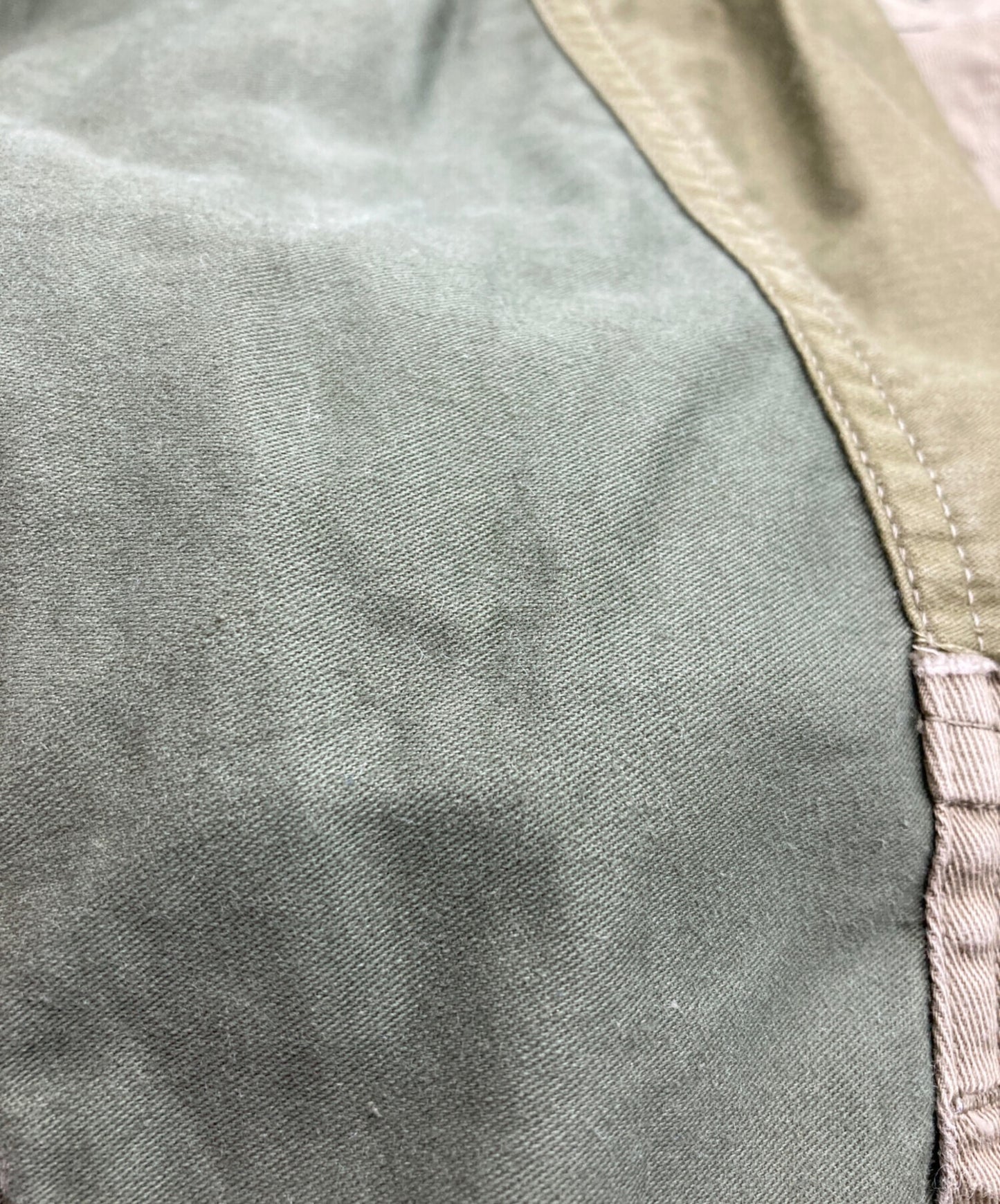 [Pre-owned] COMME des GARCONS HOMME Cotton Katsuragi Multi-Material Mix Product Finish Military Patchwork Long-Sleeved Shirt HJ-B011